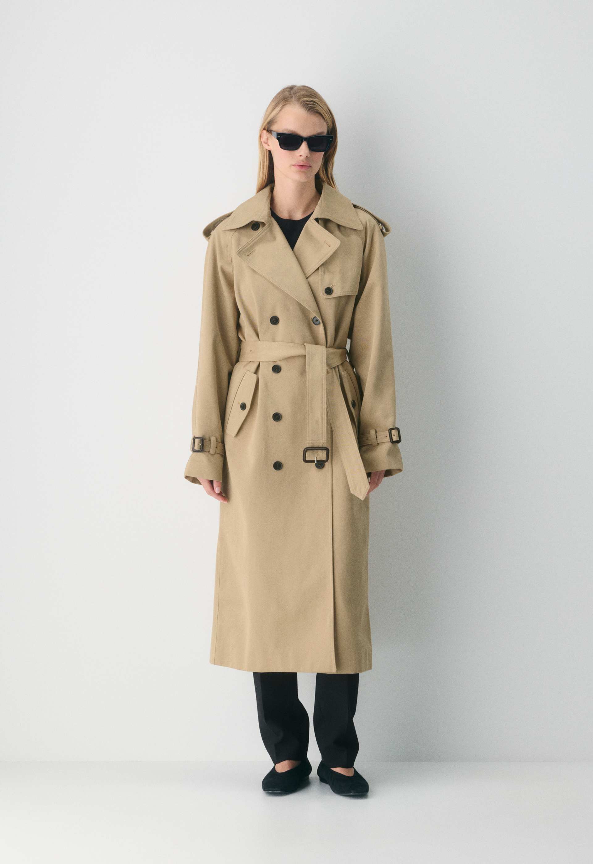 The Virtue Trench Coat - Rich Twill | Aritzia CA