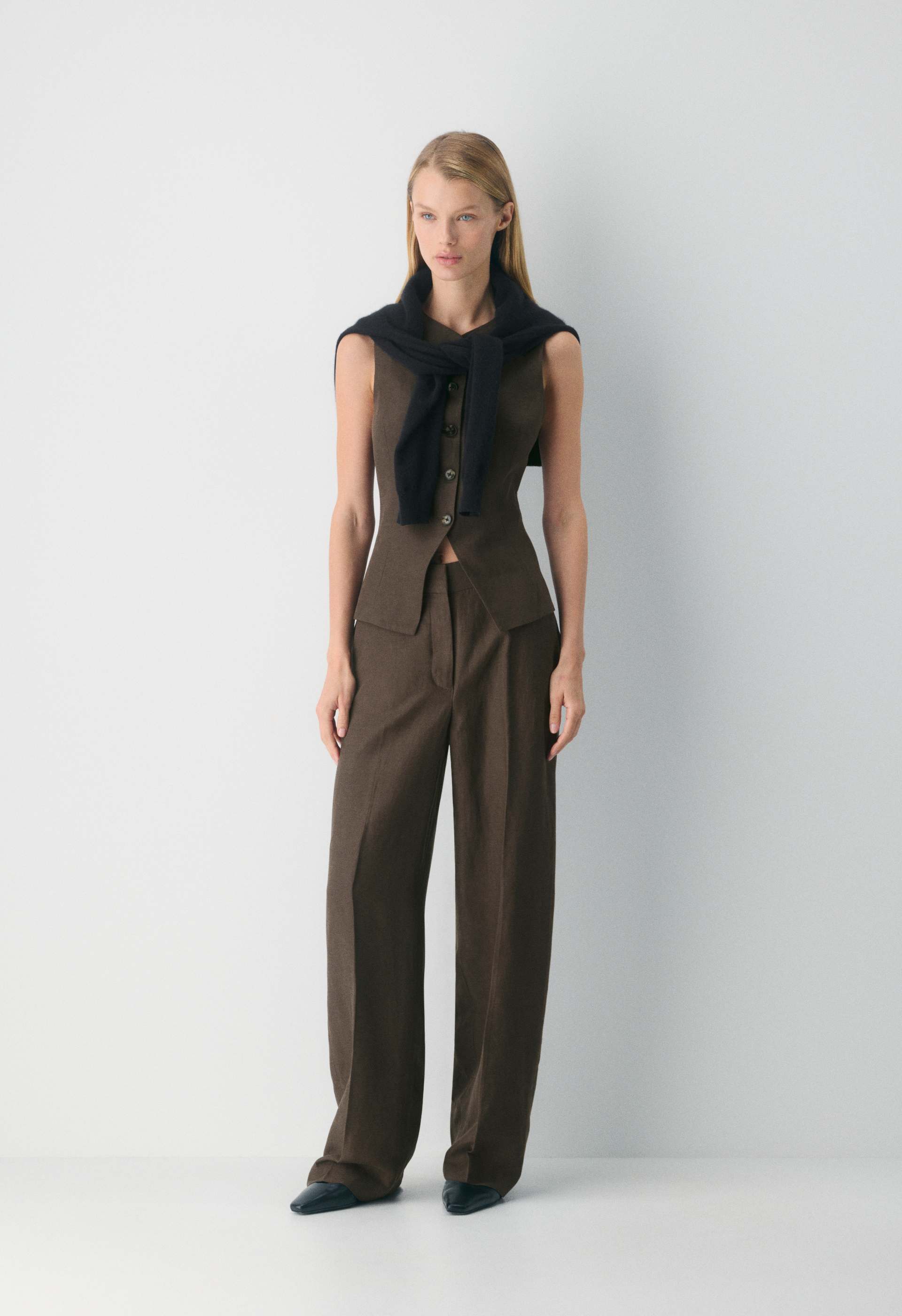 The Limitless Pant™ - CruiseLinen™