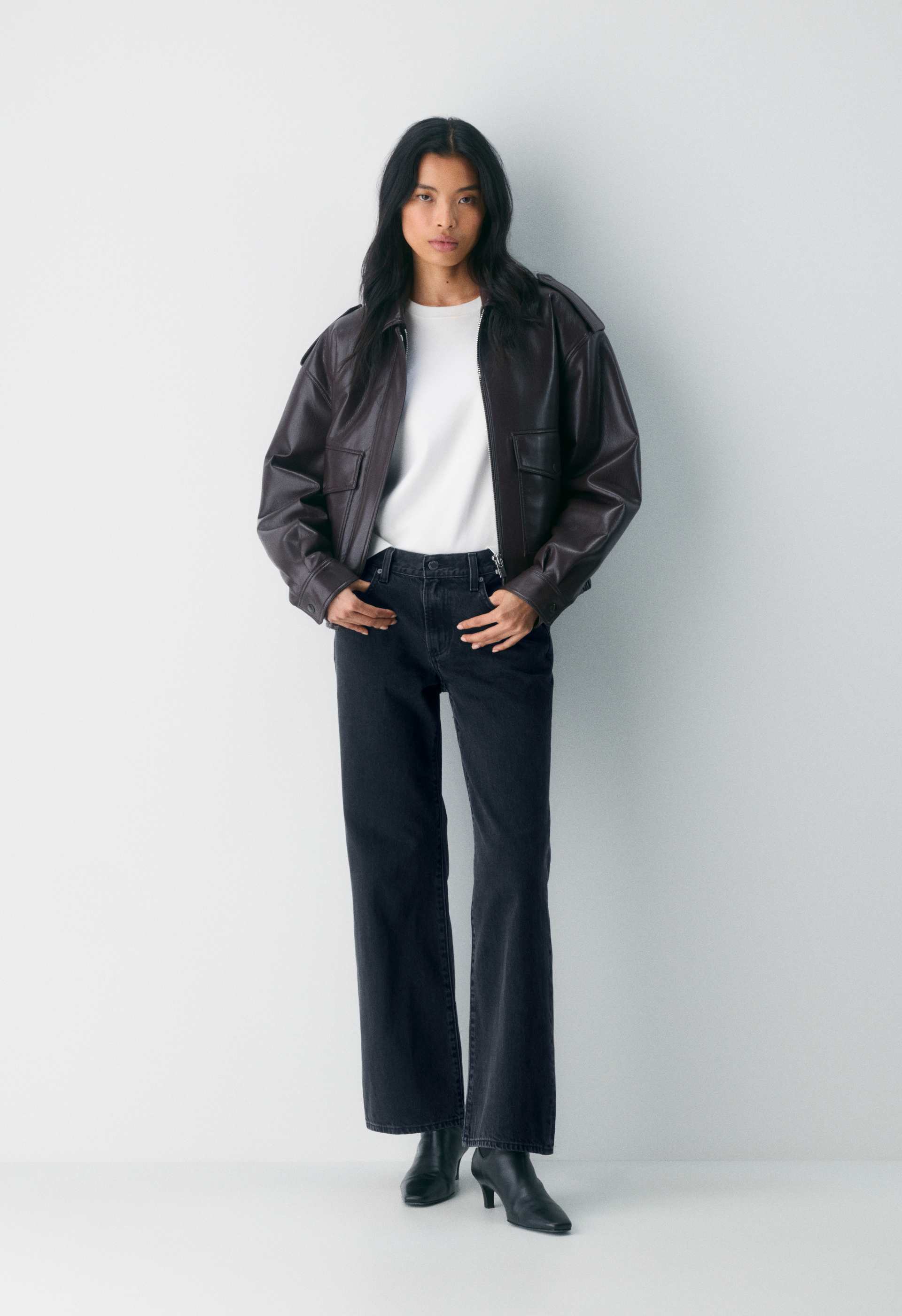 Denim Forum The Farrah Lo-rise Wide Jean