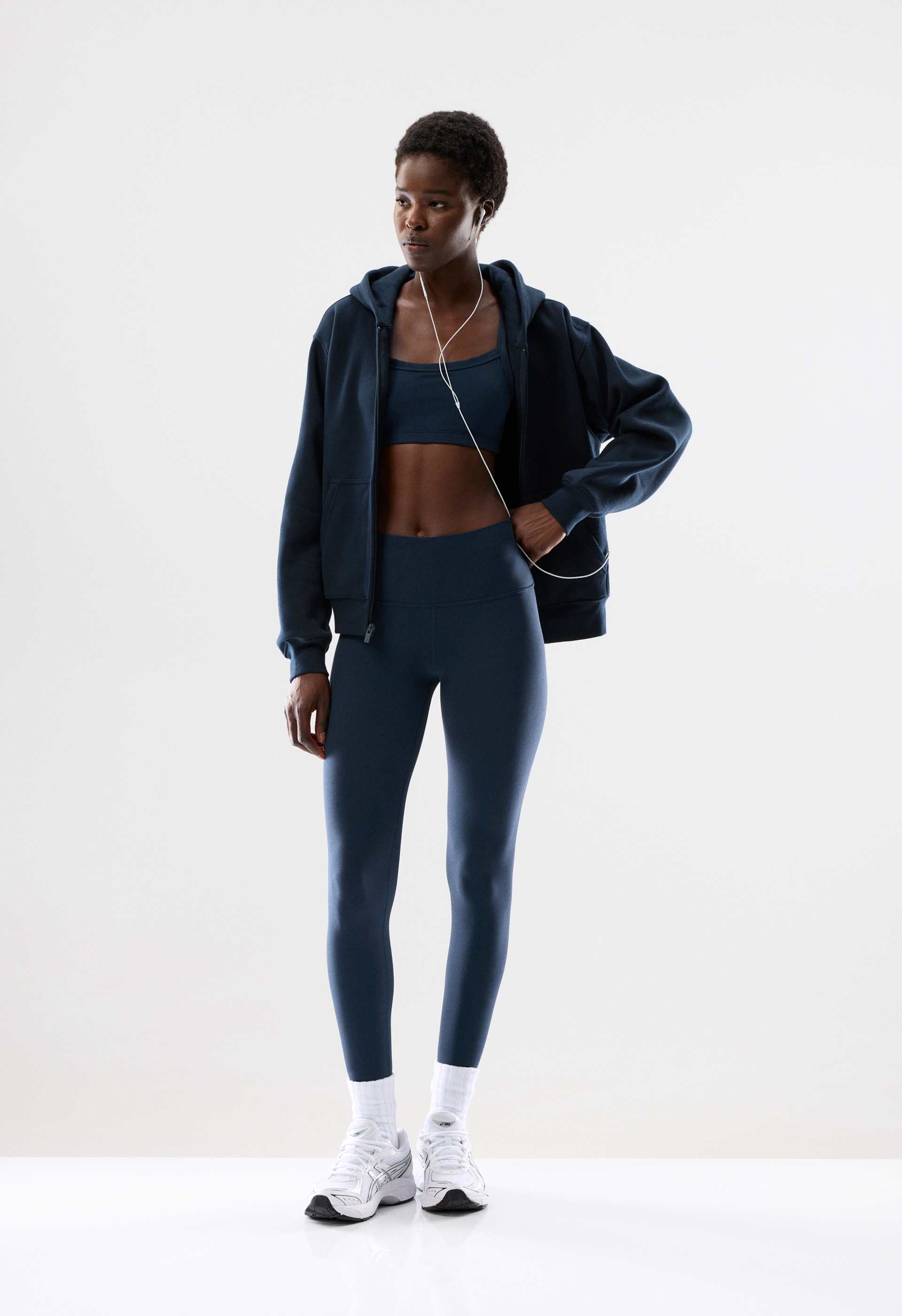 4 | BUTTER Cheeky Hi-Rise 28" Legging
