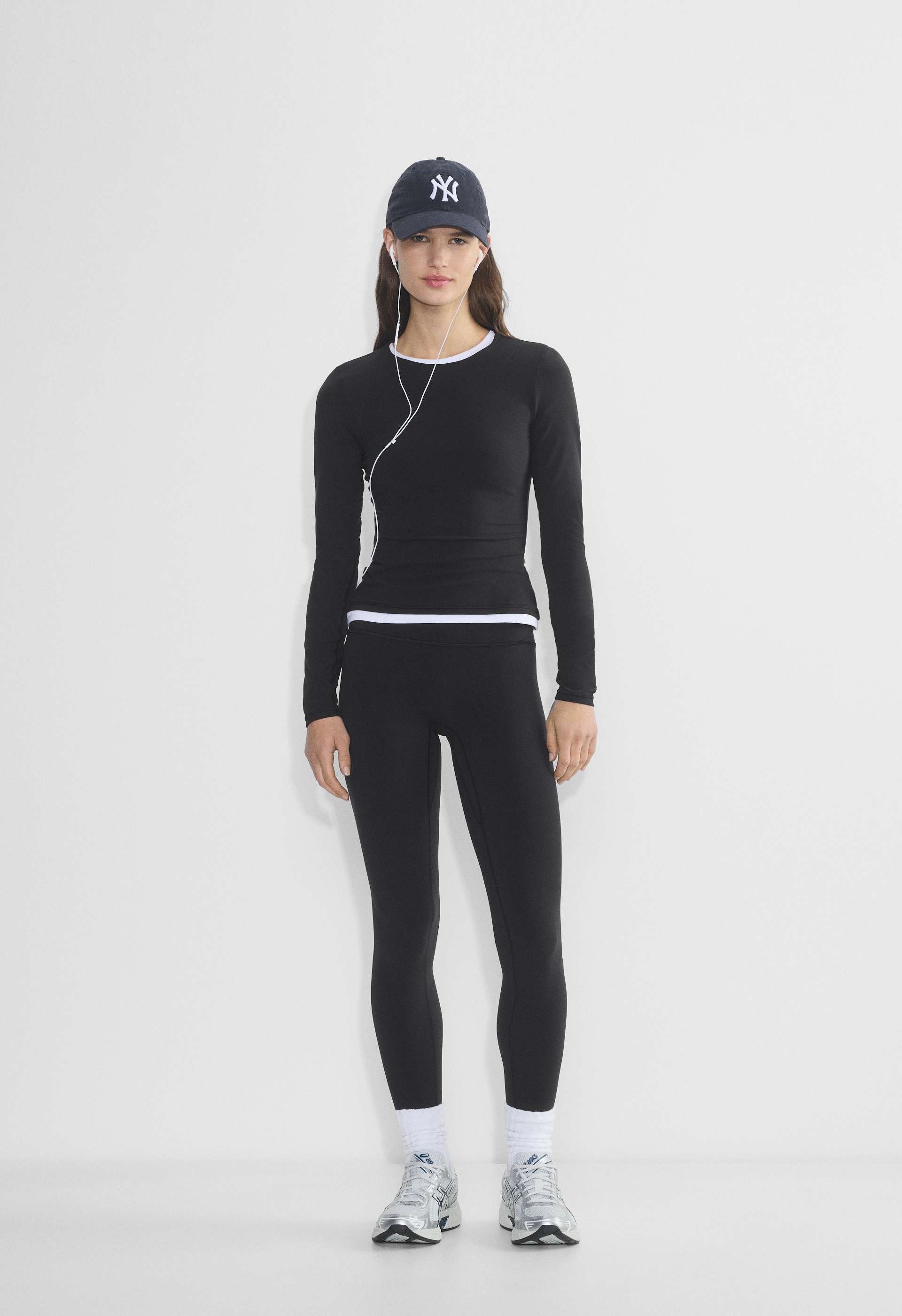 BUTTER Cheeky Infinite Hi-Rise 26” Legging