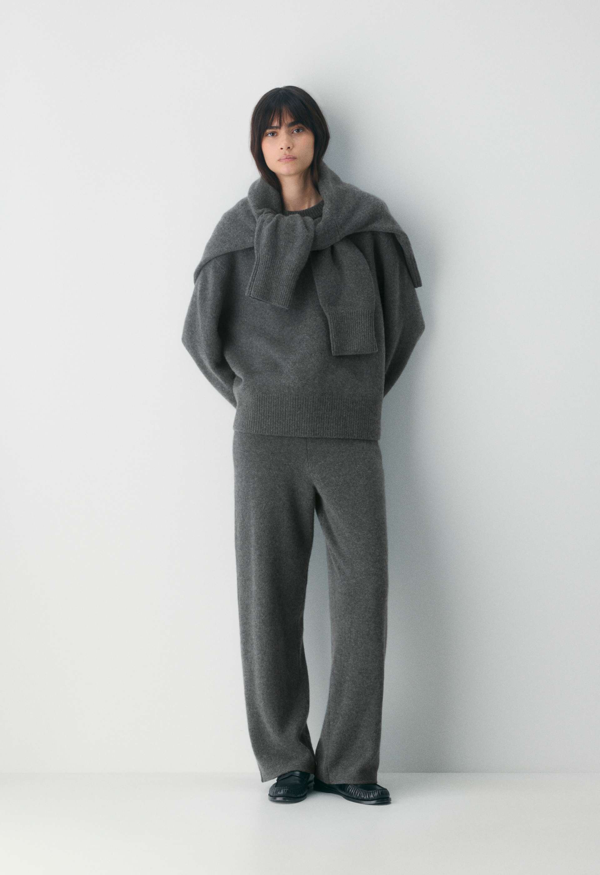Essential Cashmere Hi-Rise Wide Pant