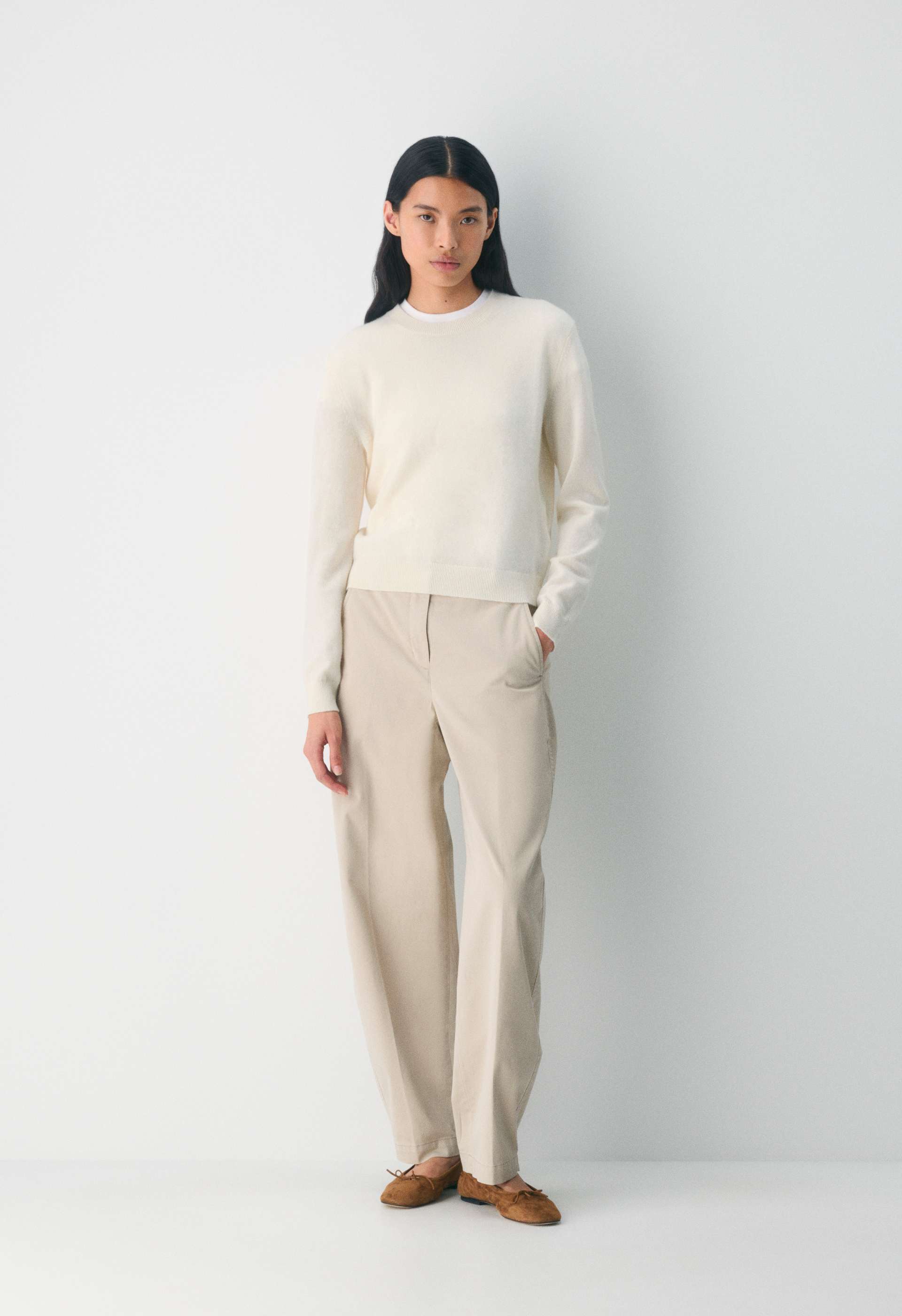 Chino Relaxed Hi-rise Barrel Pant