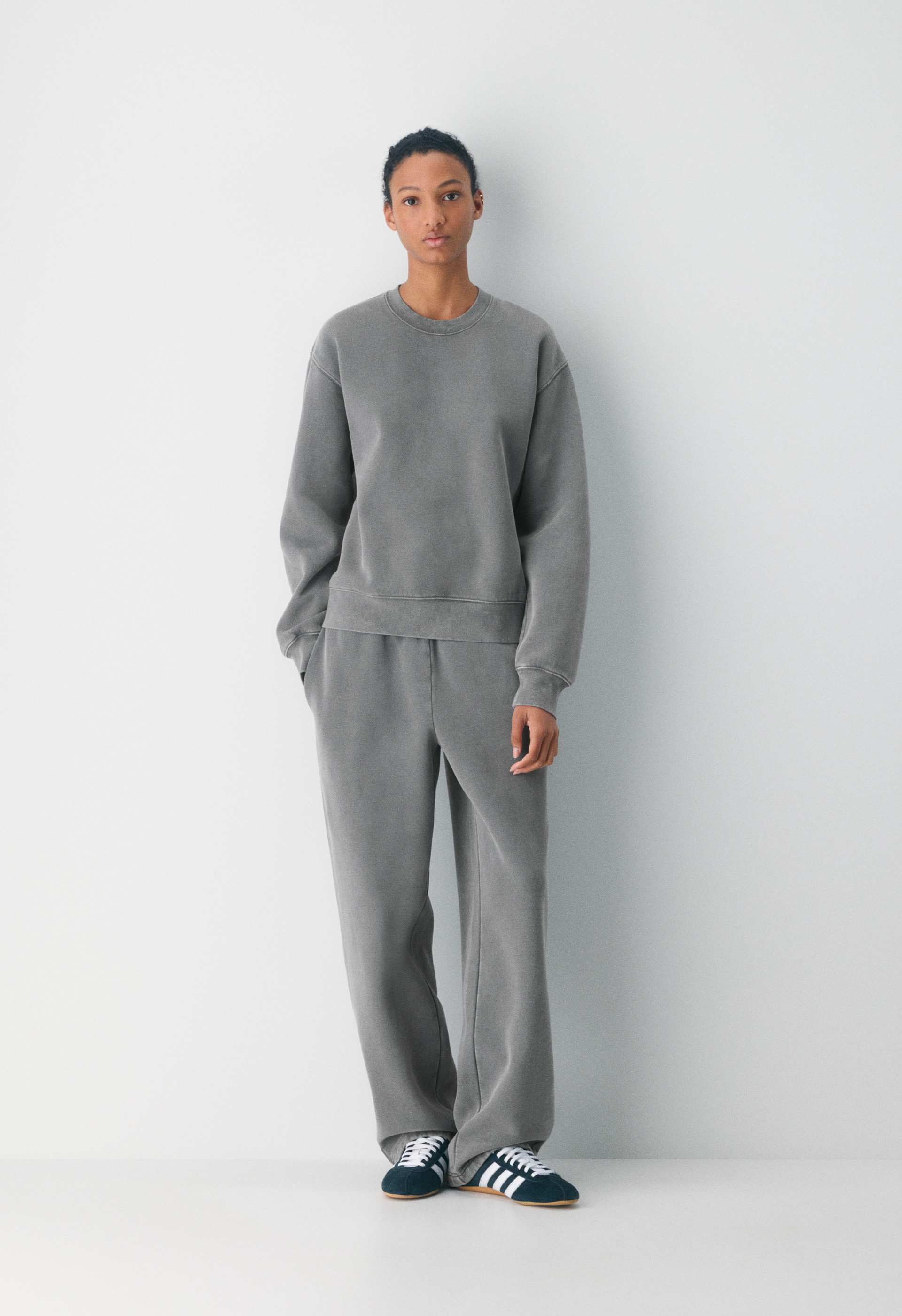 Cozy Sweatfleece Mega Straight™ Sweatpant | Aritzia US