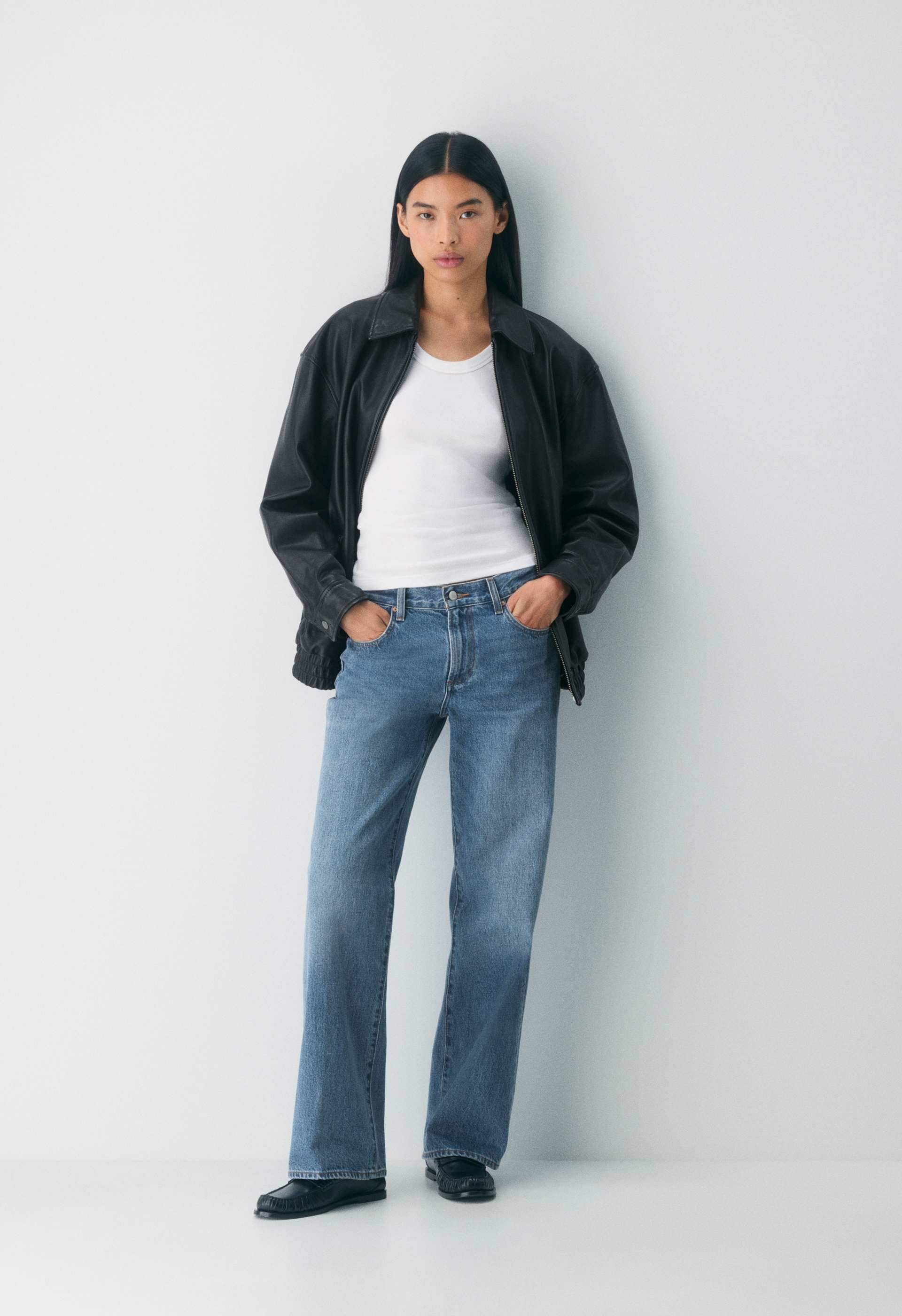 Denim Forum The Farrah Lo-rise Wide Jean