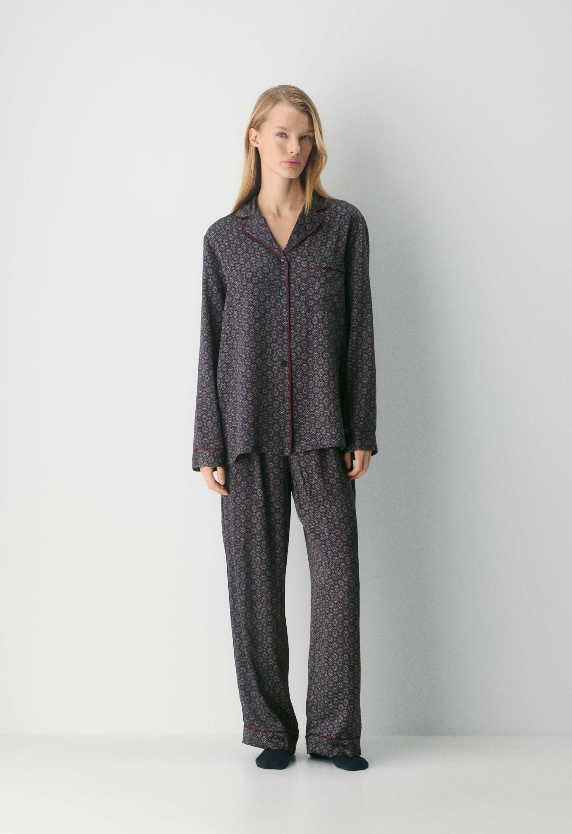 Nightside Silk Pajama Pant | Aritzia CA