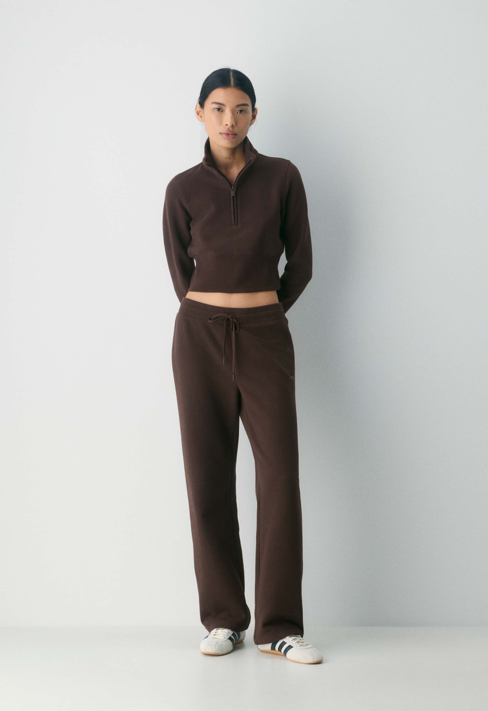 Cozy Sweatfleece Snug Banded Sweatpant | Aritzia US