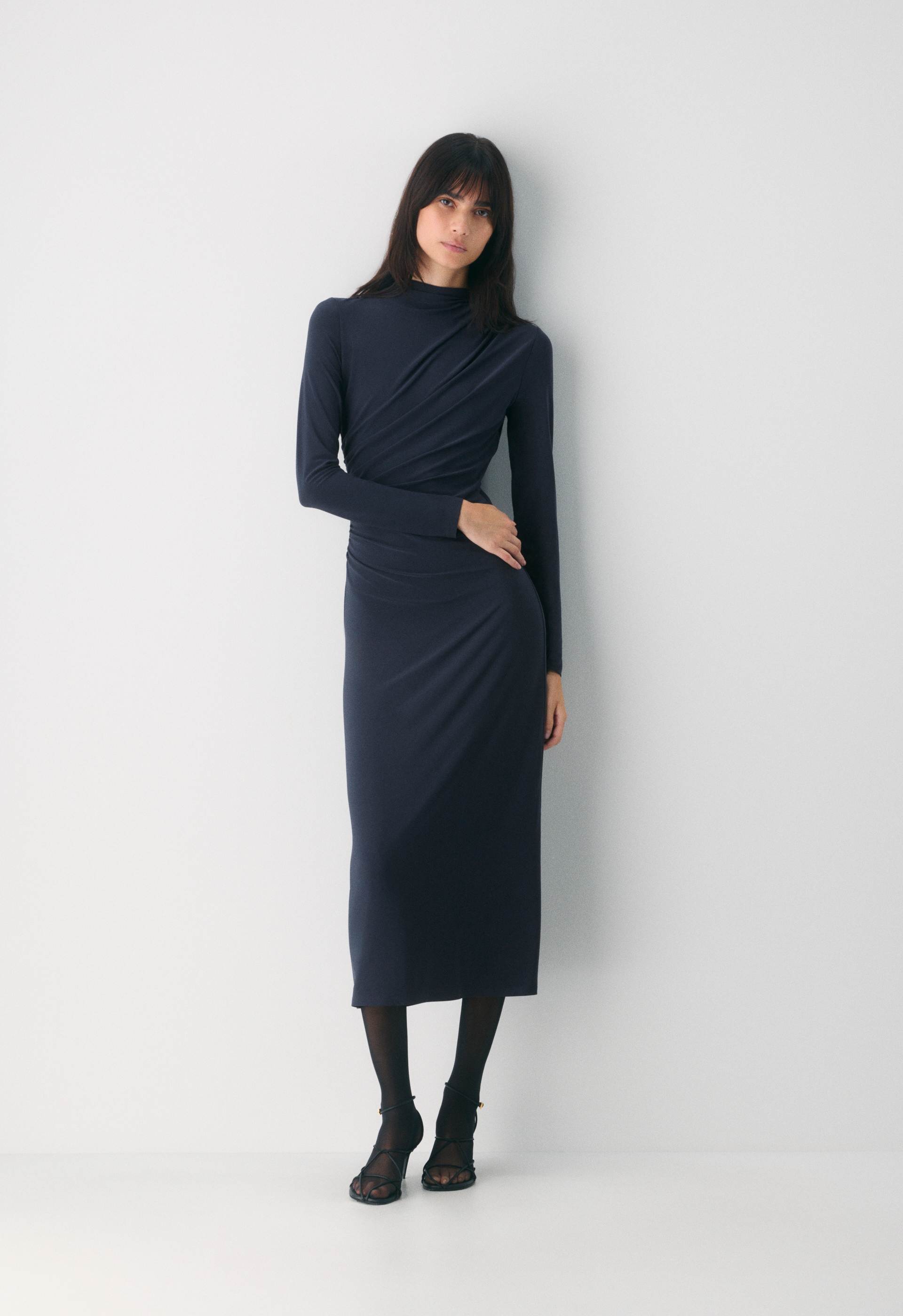 【riri】VERAWANG Fernanda shadeblue US4 Fernanda Dress | Aritzia CA