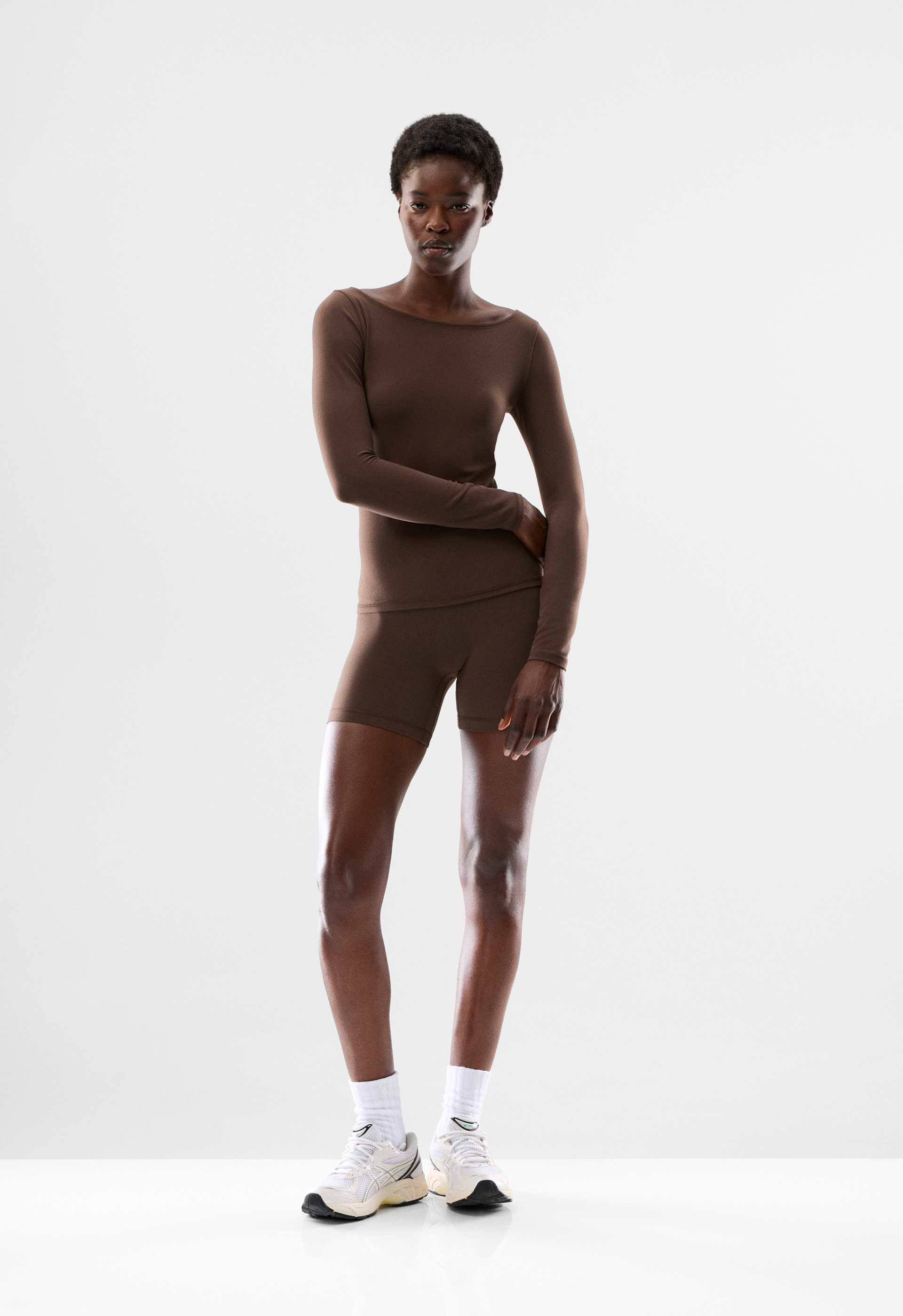 BUTTER Cheeky Infinite Hi-Rise 5" Short | Aritzia US