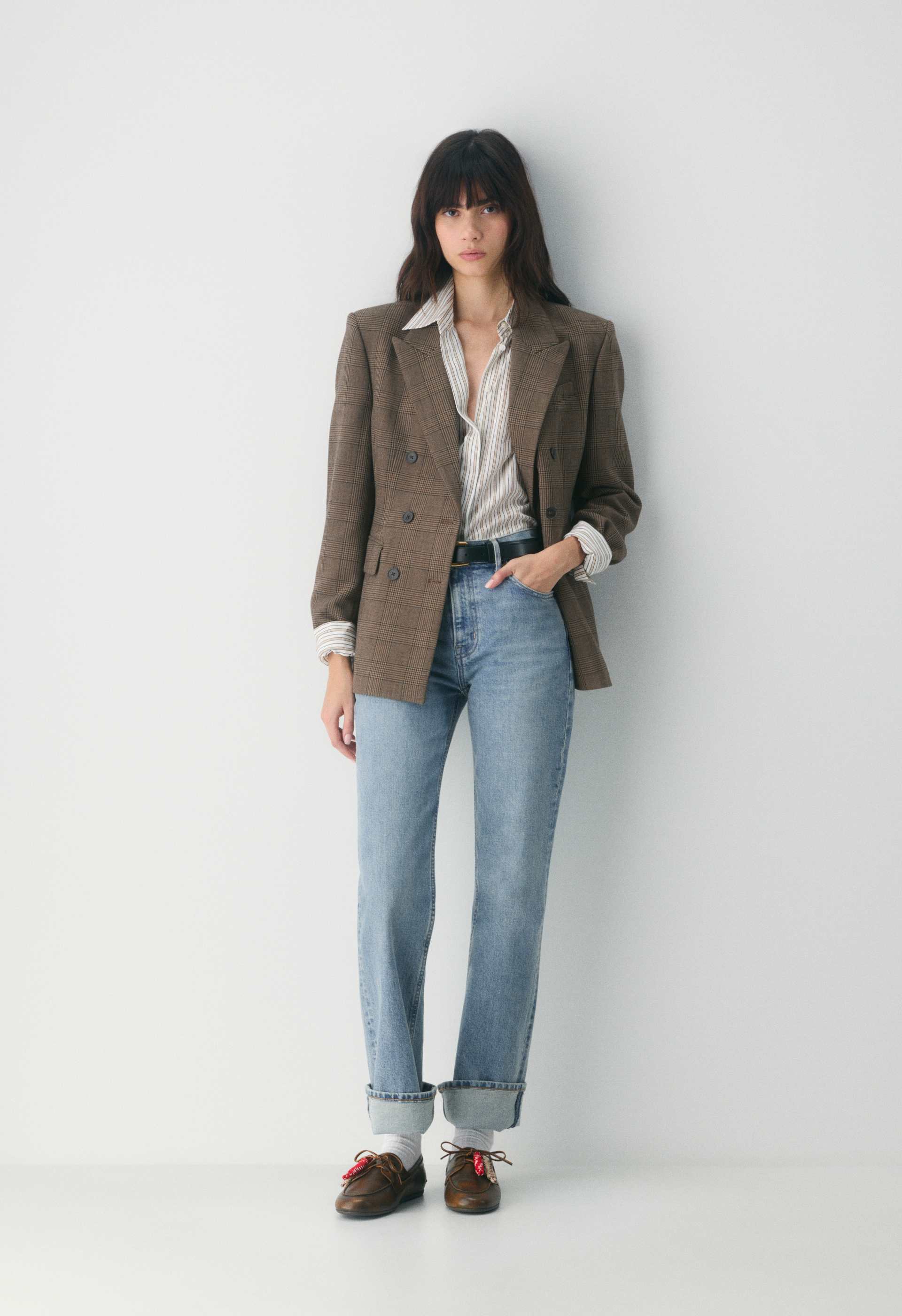 X ARITZIA SLIM BOAT SHOE