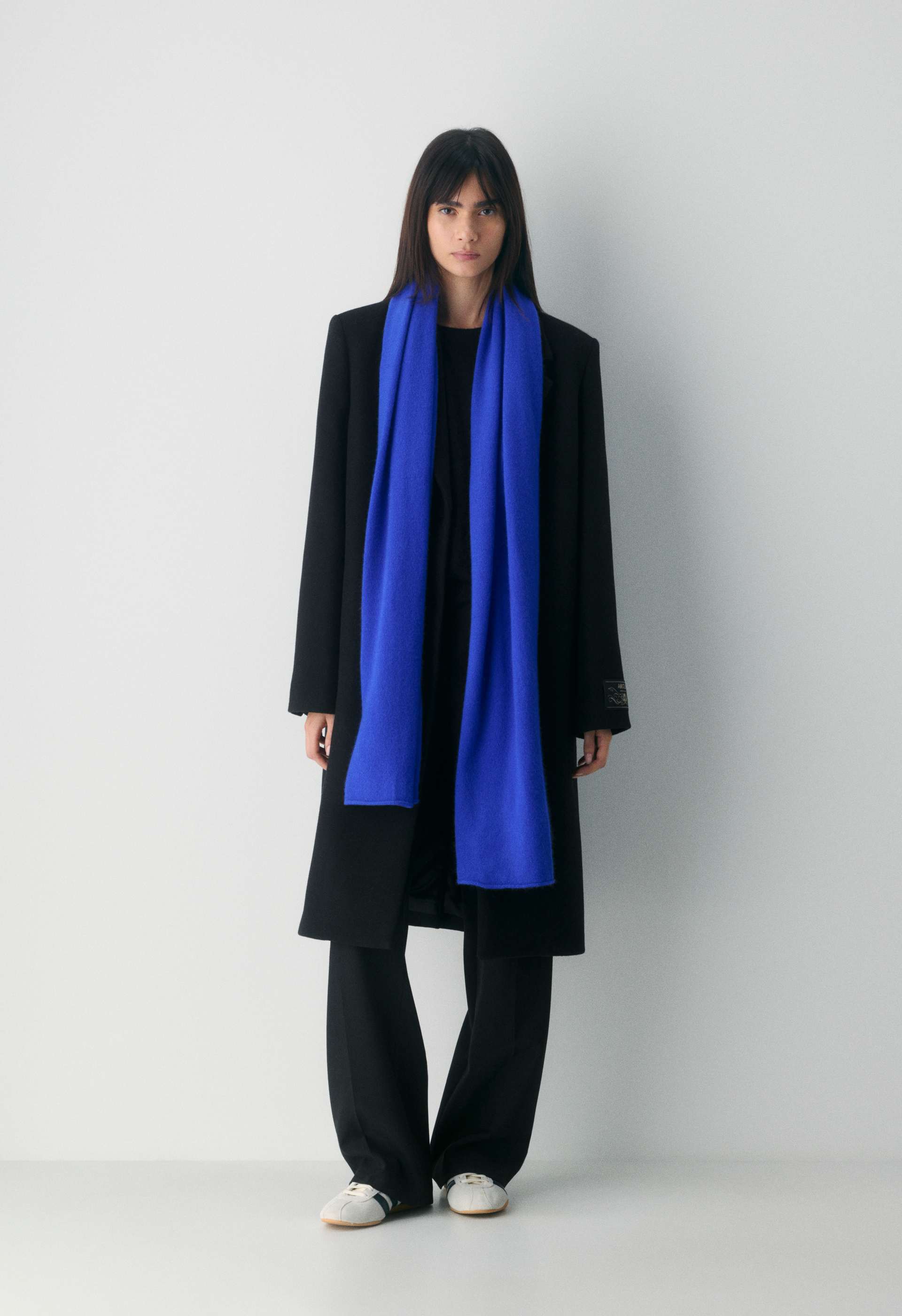Essential Cashmere Millennia Large Scarf | Aritzia US