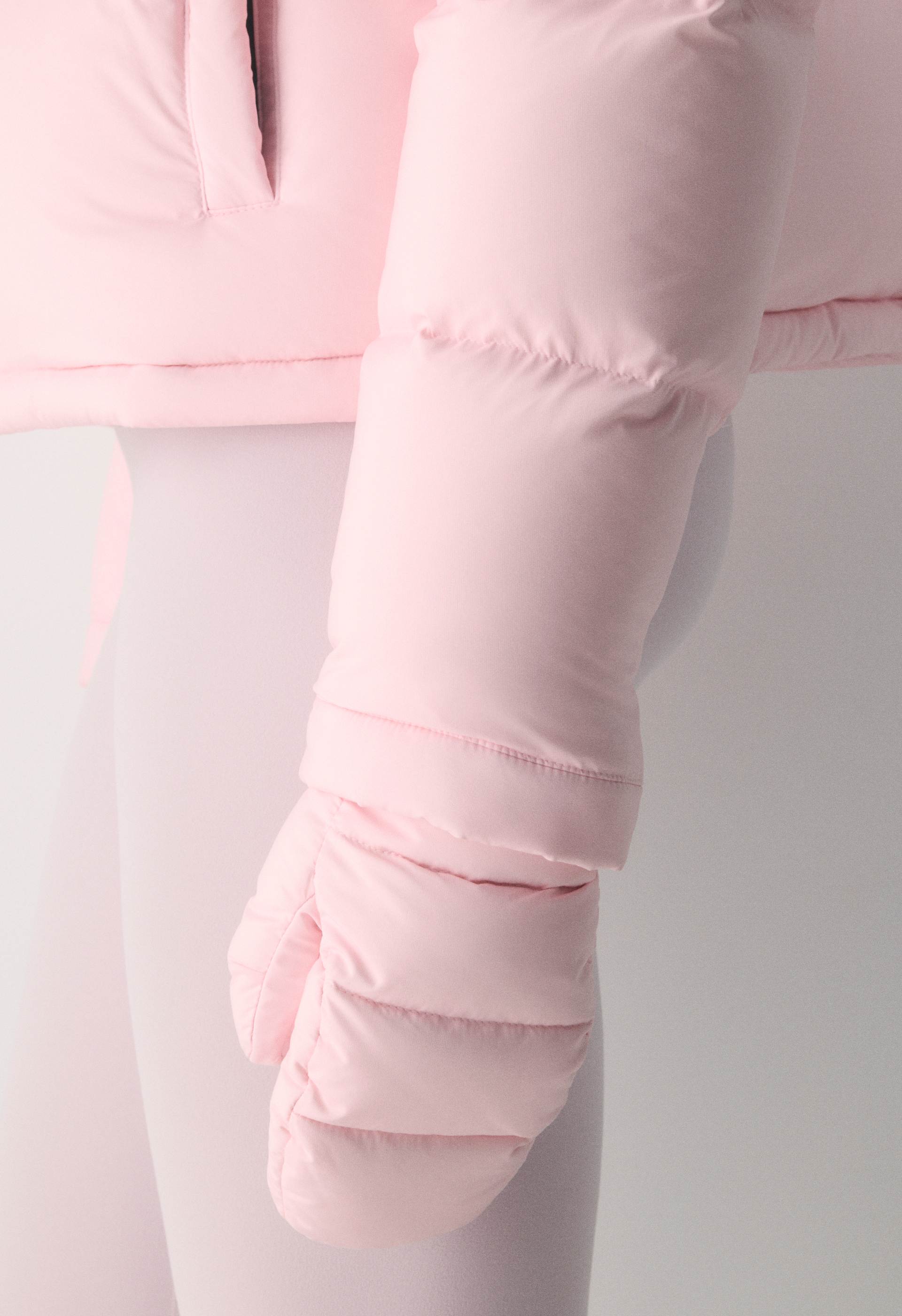 THE SUPER PUFF™ Mitten
