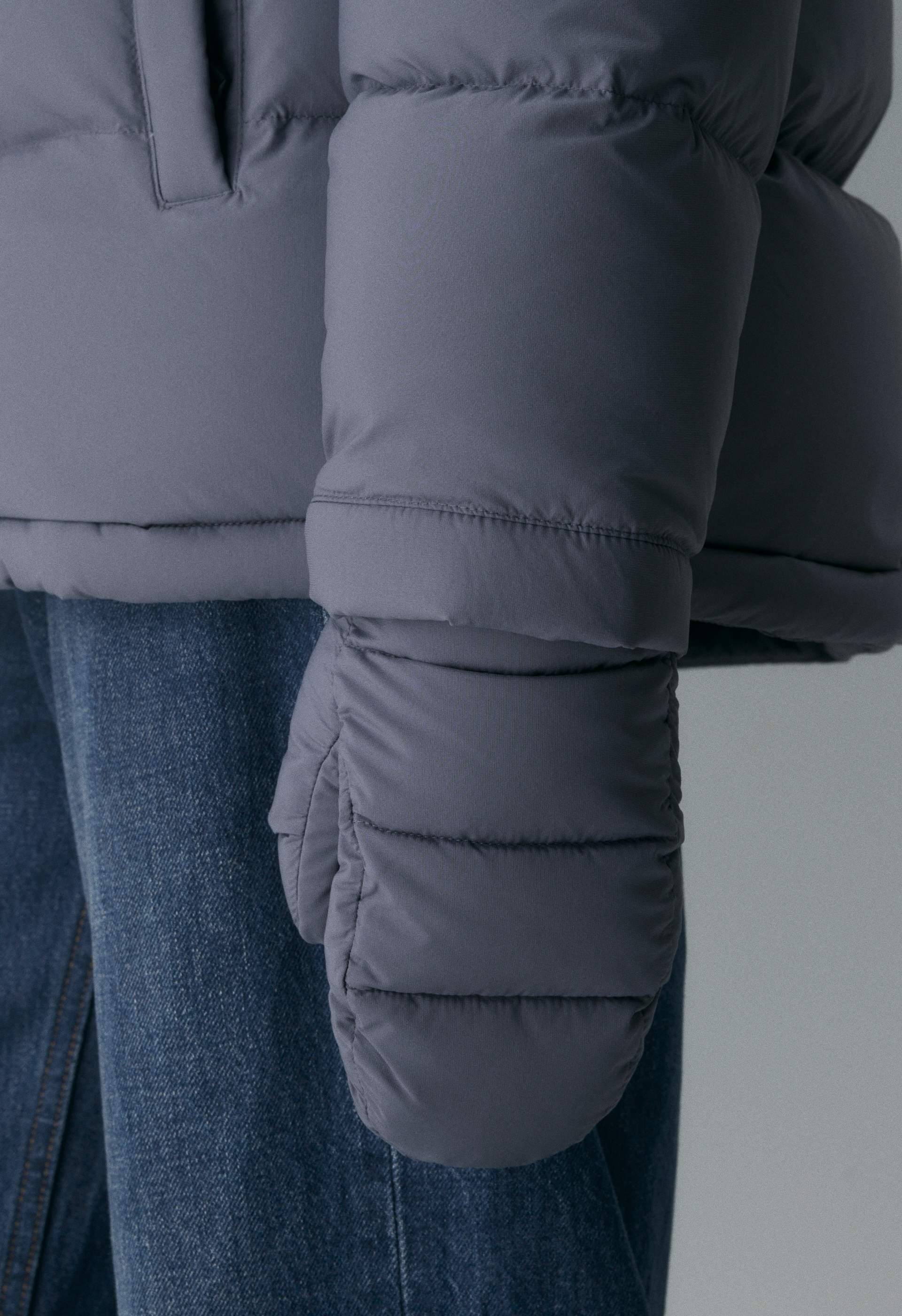 THE SUPER PUFF™ Mitten