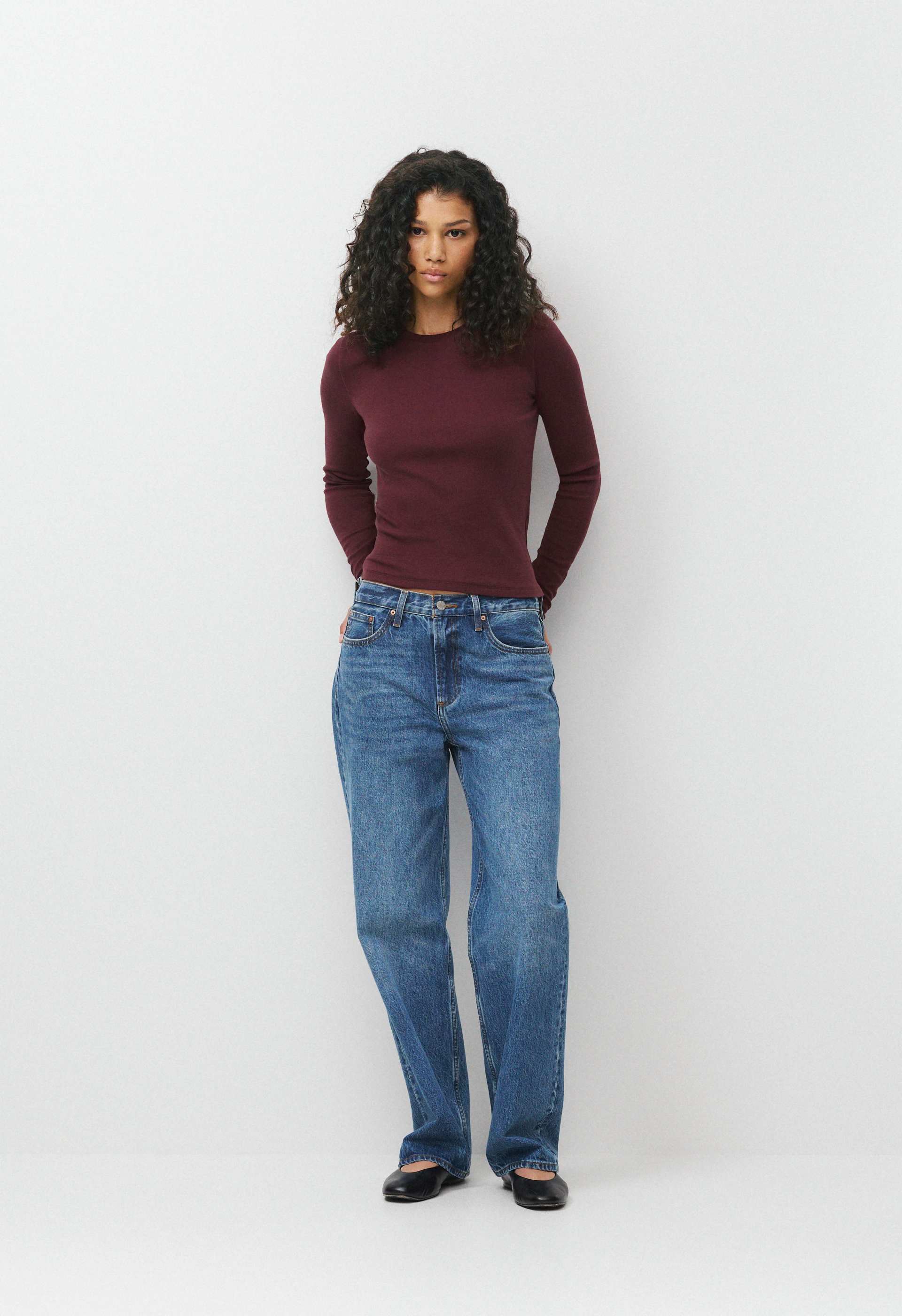 HEVE レディバグトップス HomeStretch™ Rib Solo Longsleeve | Aritzia US