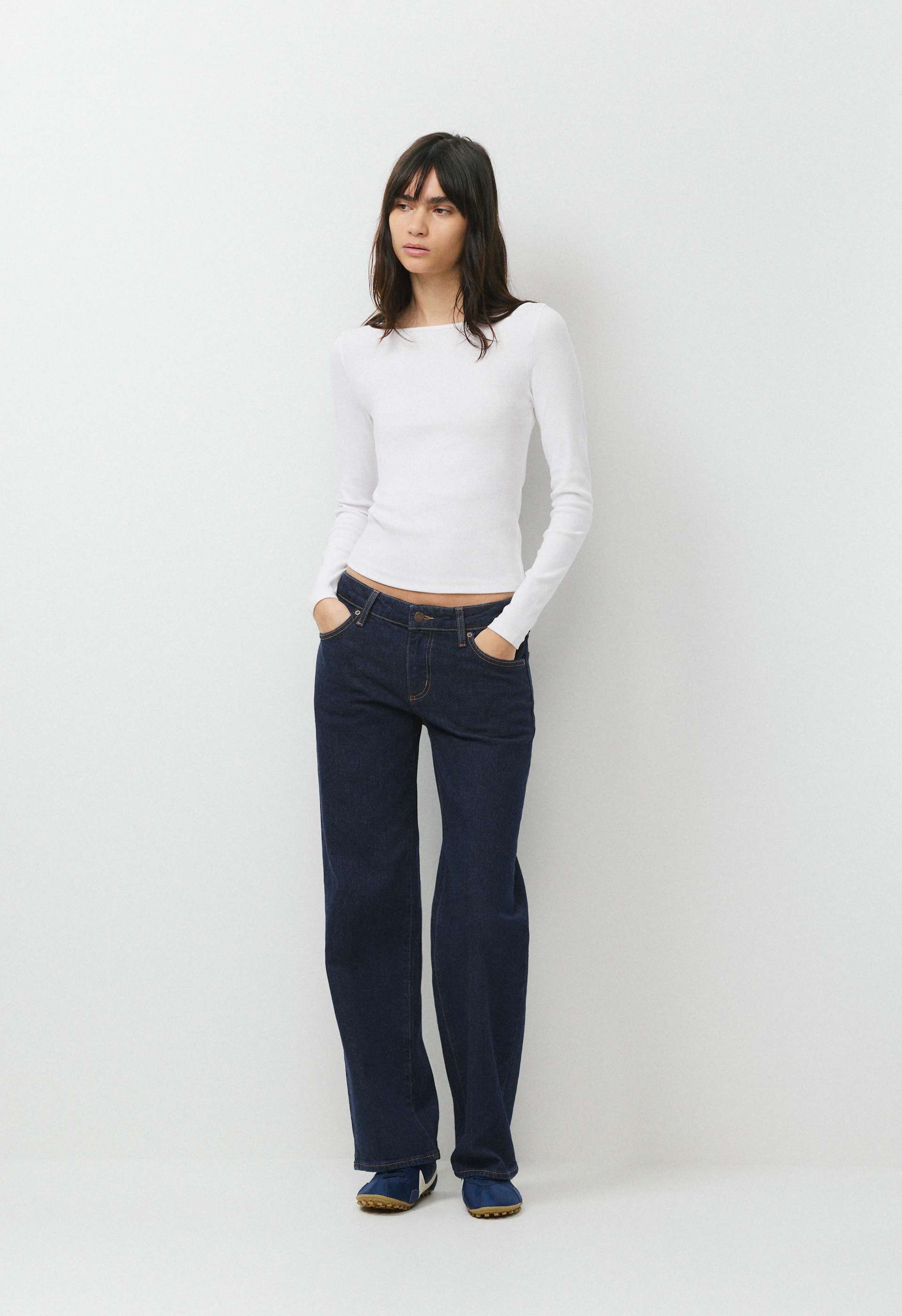 HomeStretch™ Rib Airwave Boatneck Longsleeve | Aritzia US