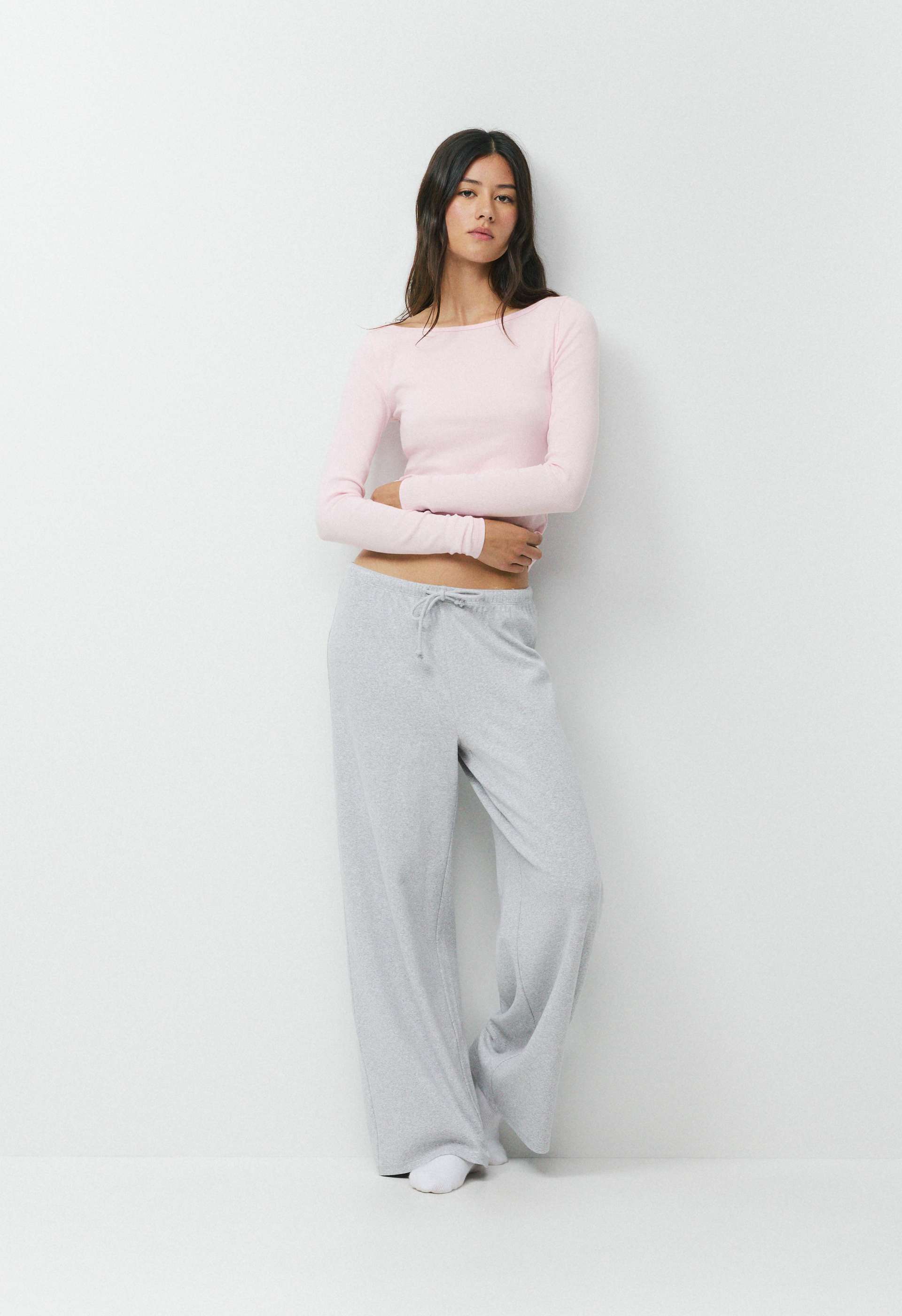 HomeStretch™ Rib Airwave Longsleeve | Aritzia INTL