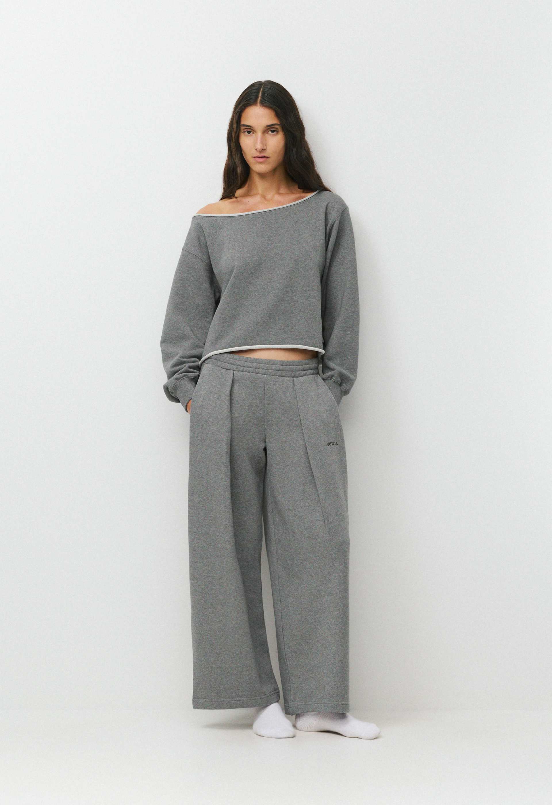 Terry Sweatfleece Perfect Off-Shoulder Top