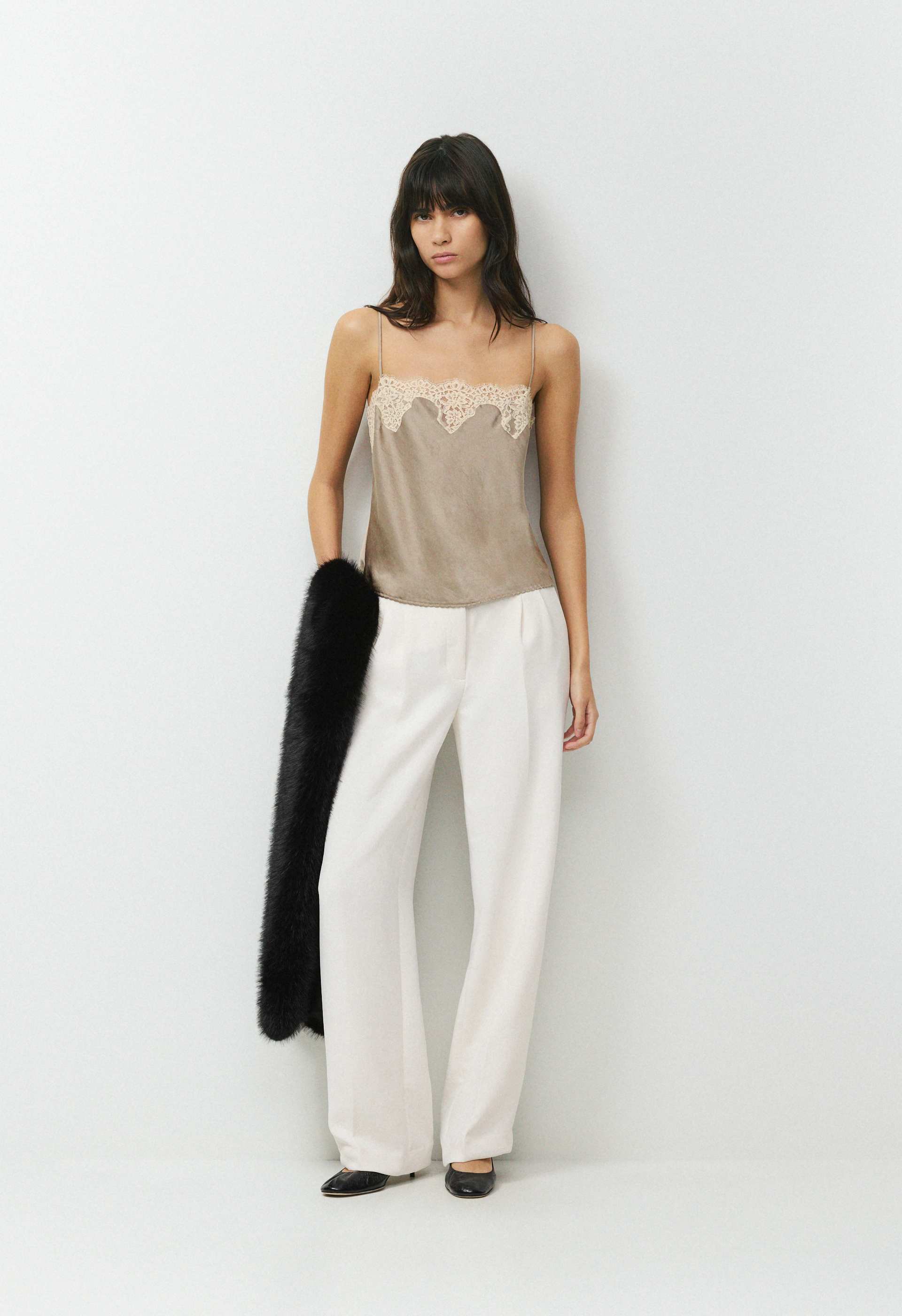 eaphi RIBBON YARN MESH CAMISOLE 新品 Grenache Satin Camisole | Aritzia US