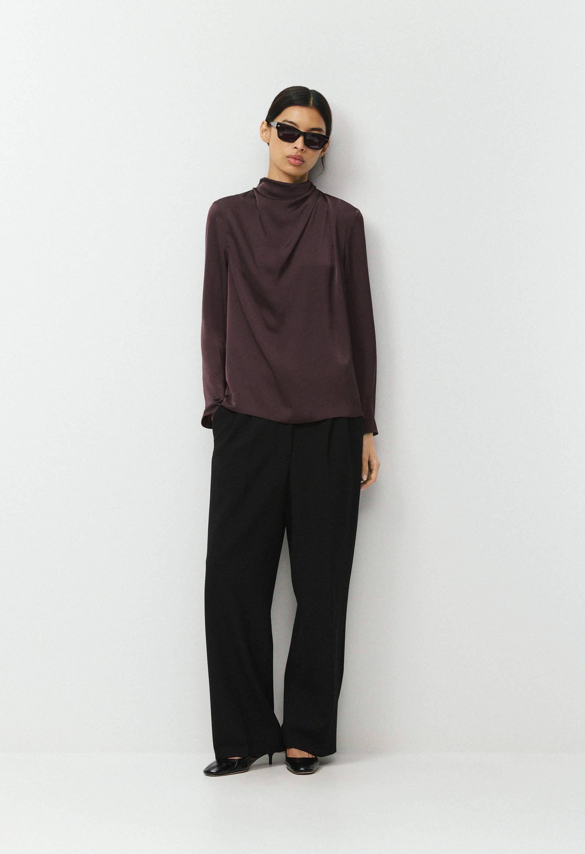 NOMINEE SATIN LONGSLEEVE BLOUSE