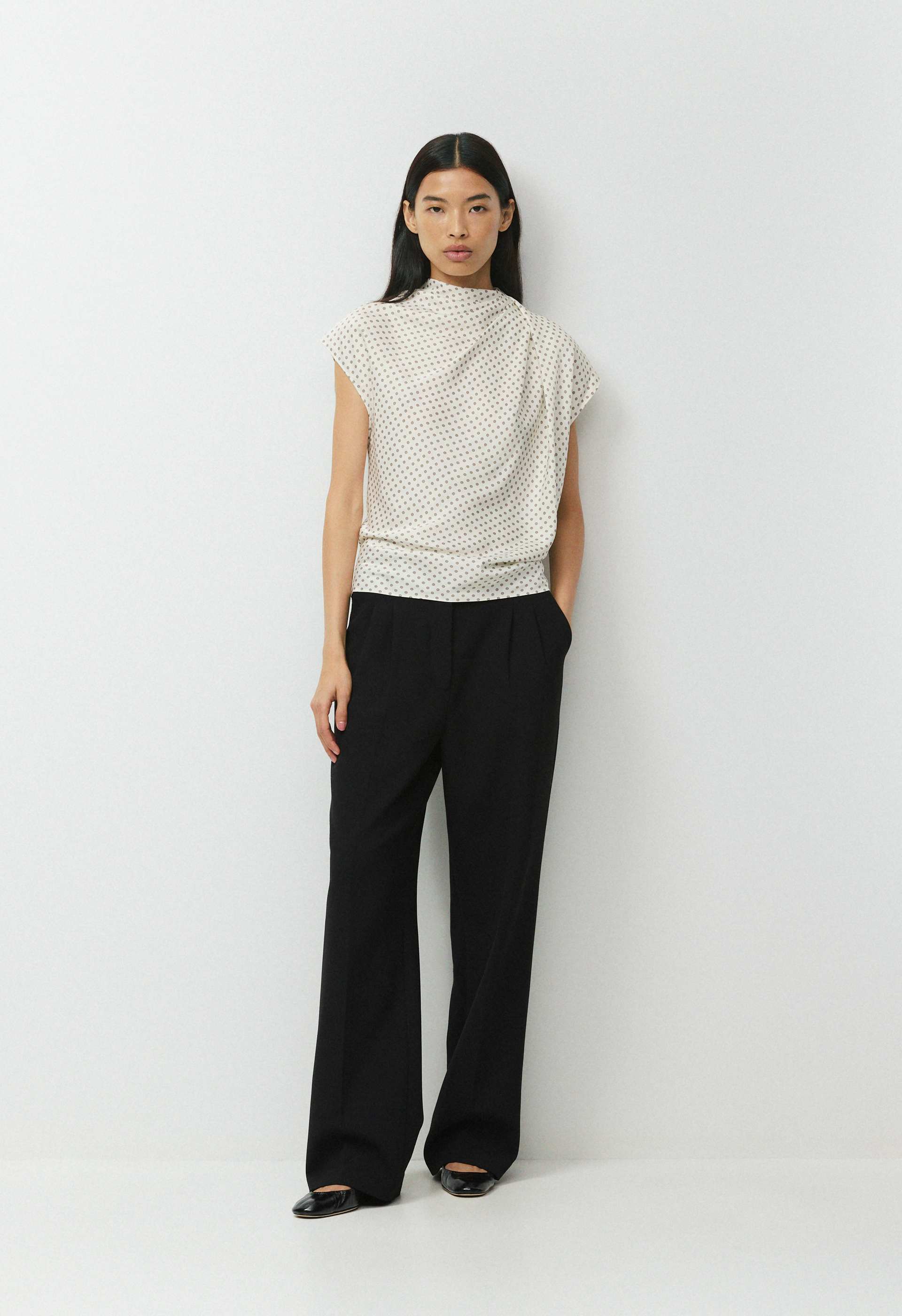 REFINE SHINE™ NOMINEE BLOUSE
