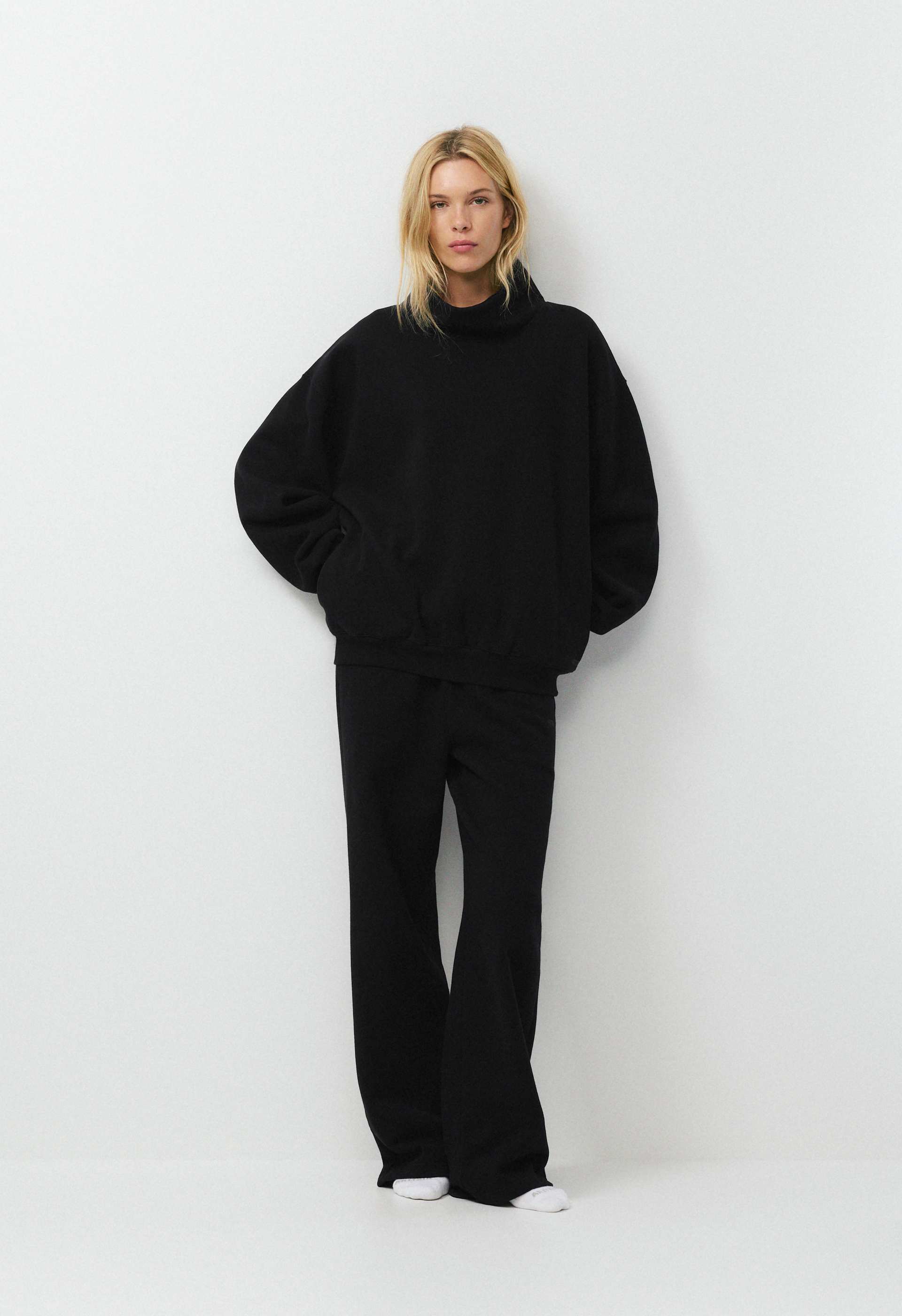 Cozy Sweatfleece Mega Funnel Neck | Aritzia US