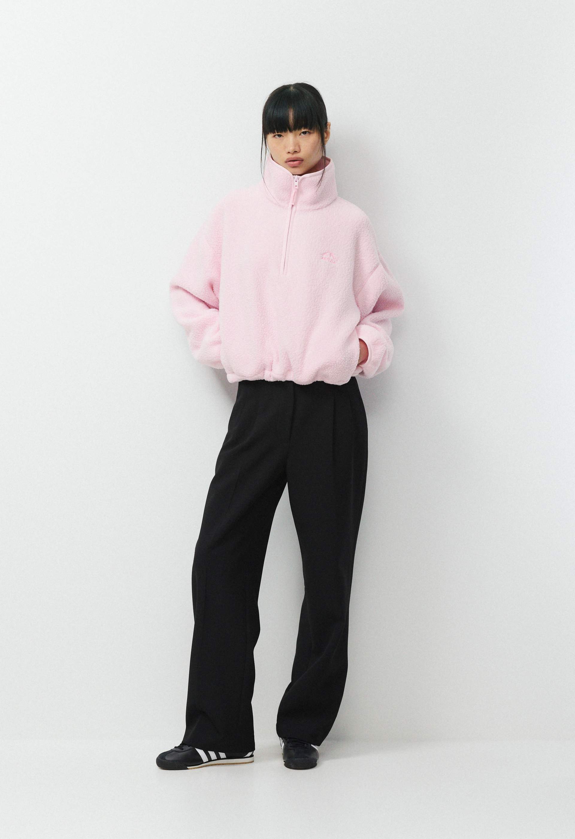 Polartec® Thermal Pro™ Zephyr Hi-Hip Mockneck | Aritzia US