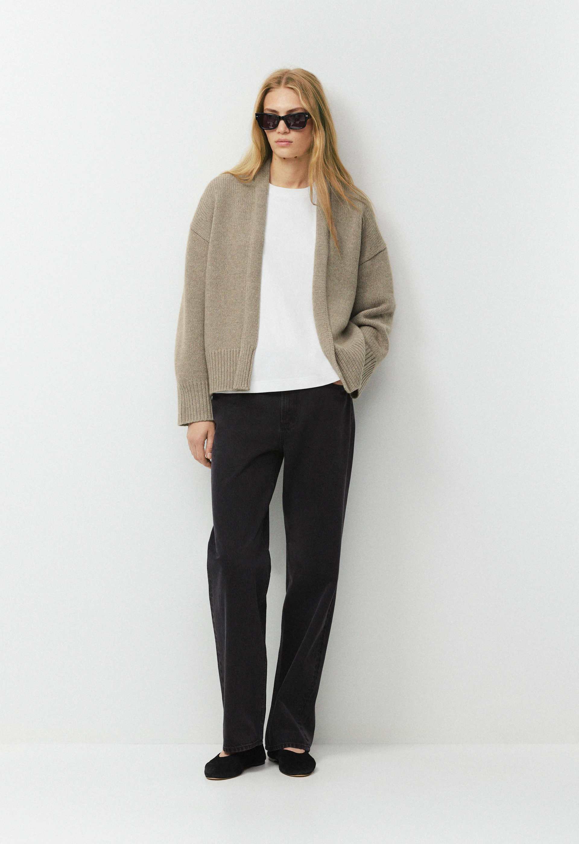 PLUSH WOOL CASHMERE DISPLAY CARDIGAN