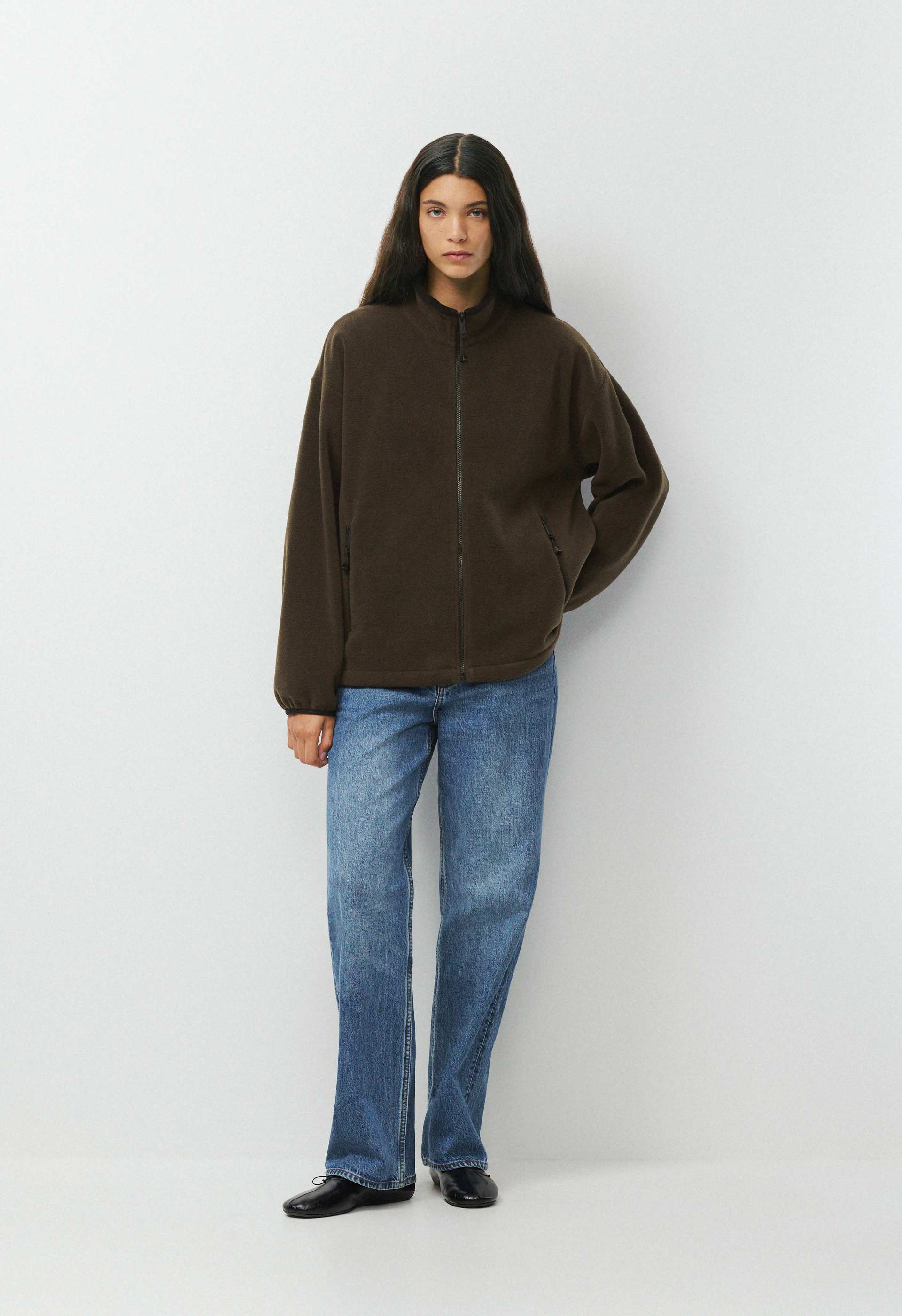 Outlook Zip Mockneck | Aritzia CA