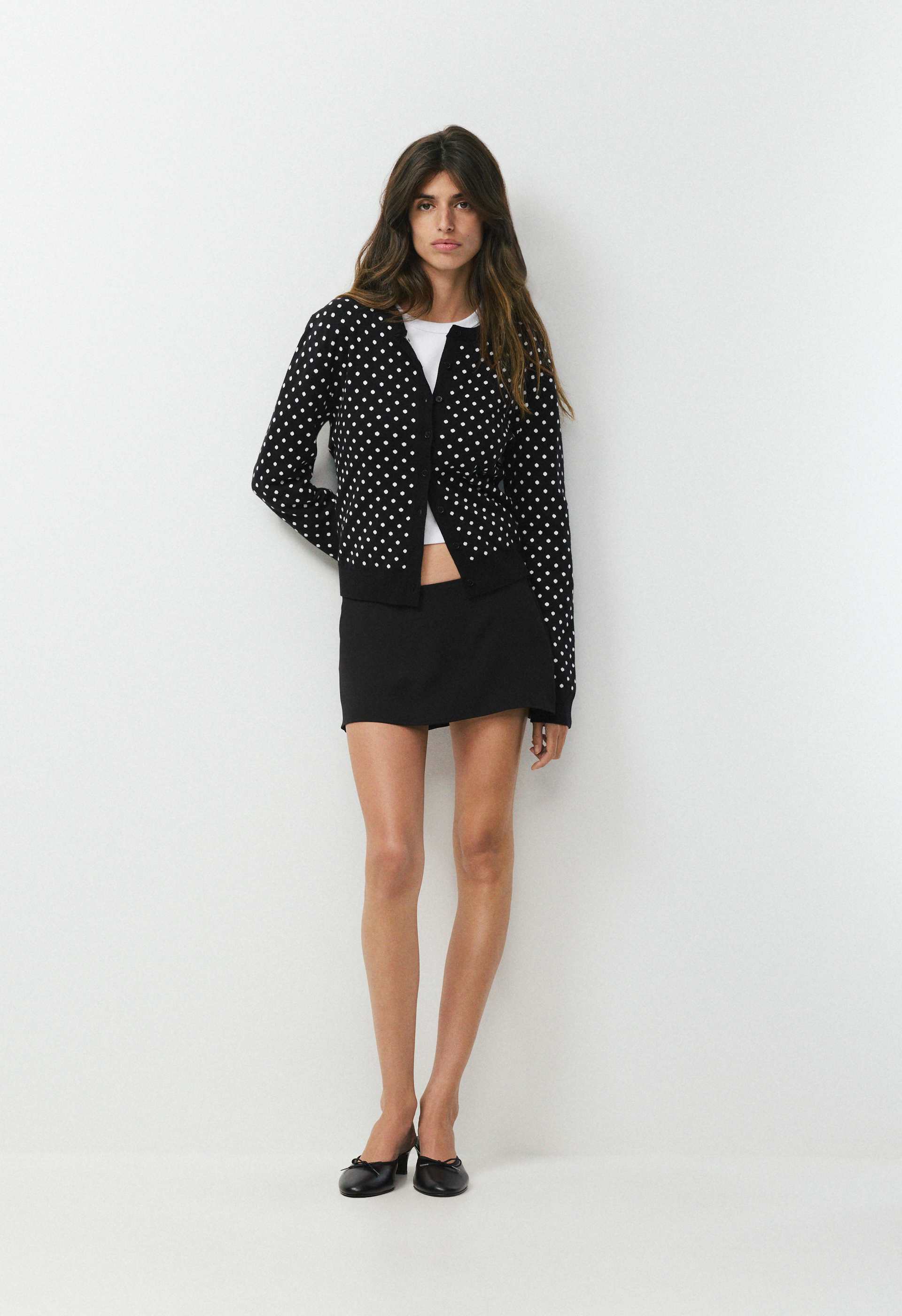 NOTEWORTHY CARDIGAN