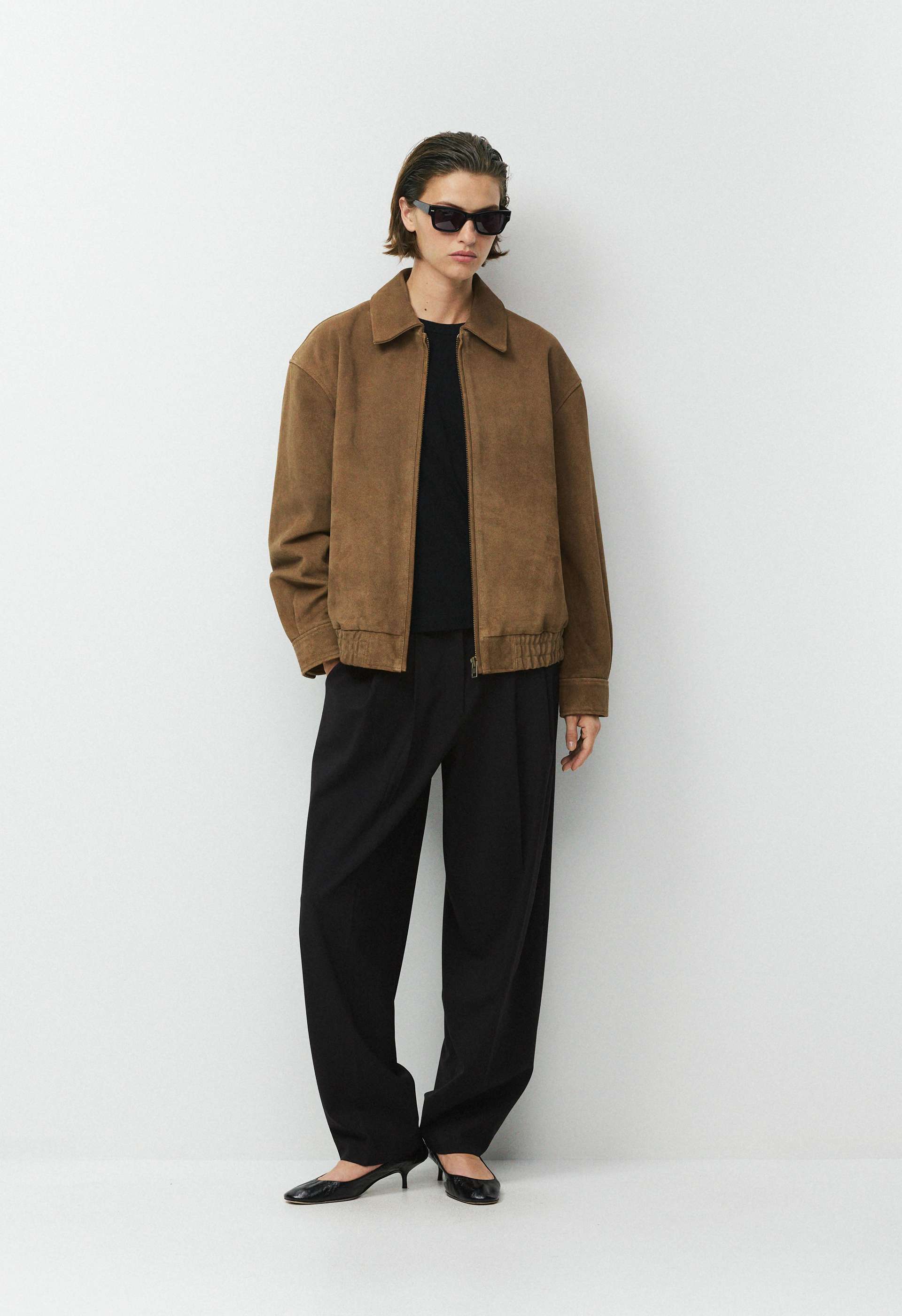 Jones Bomber - Suede
