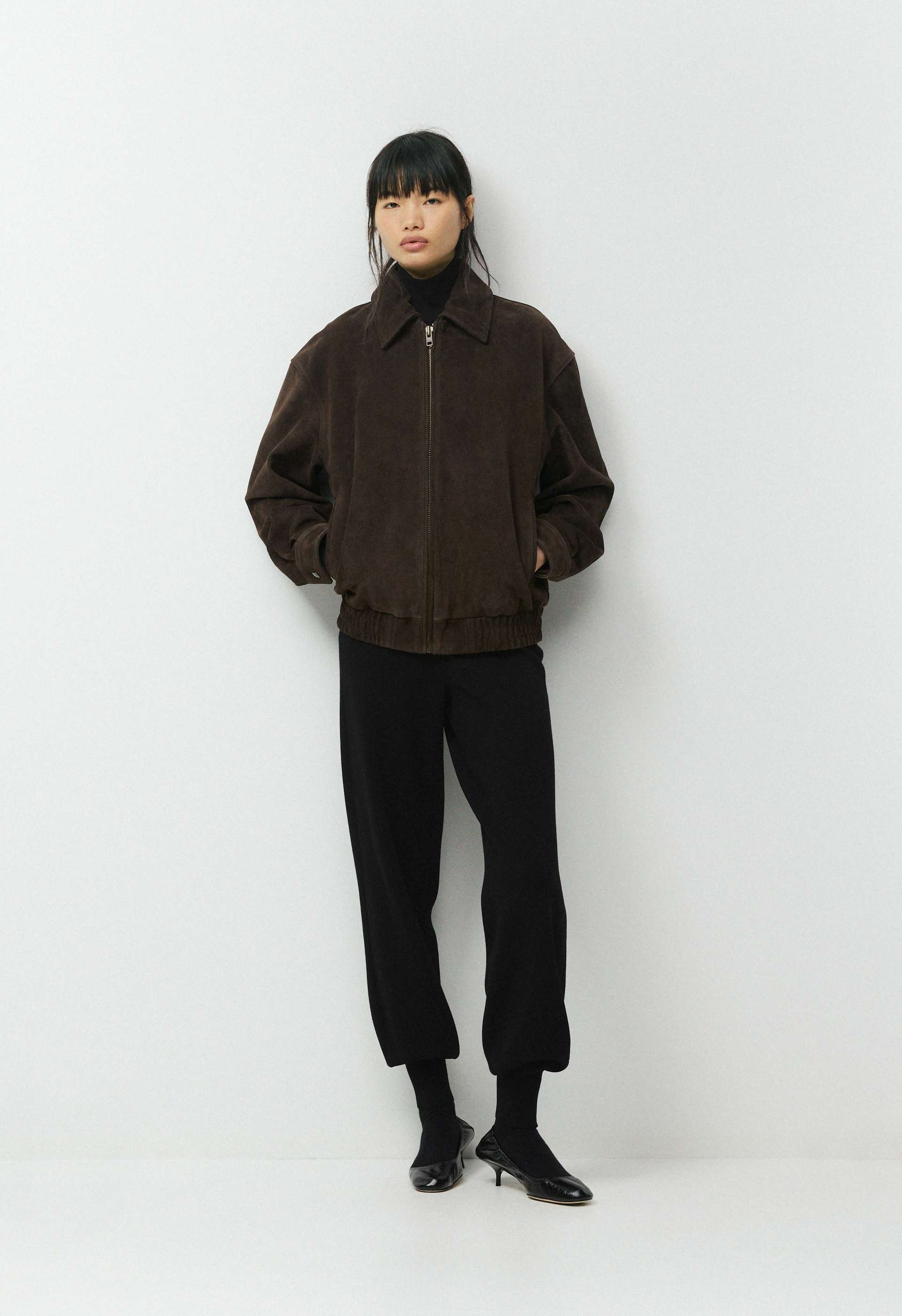 Jones Bomber - Suede