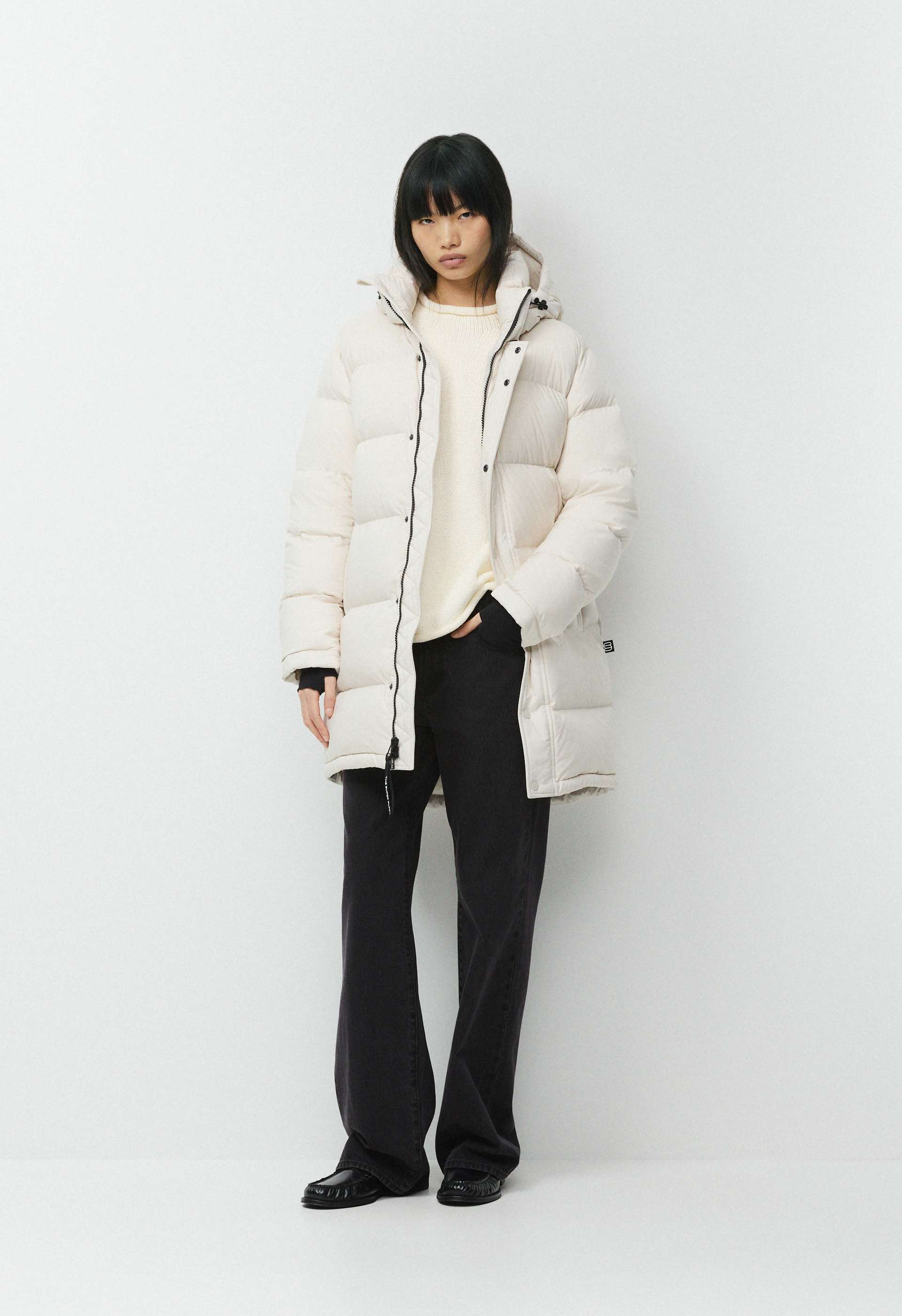 The Super Puff™ Mid - cliMATTE™ | Aritzia US