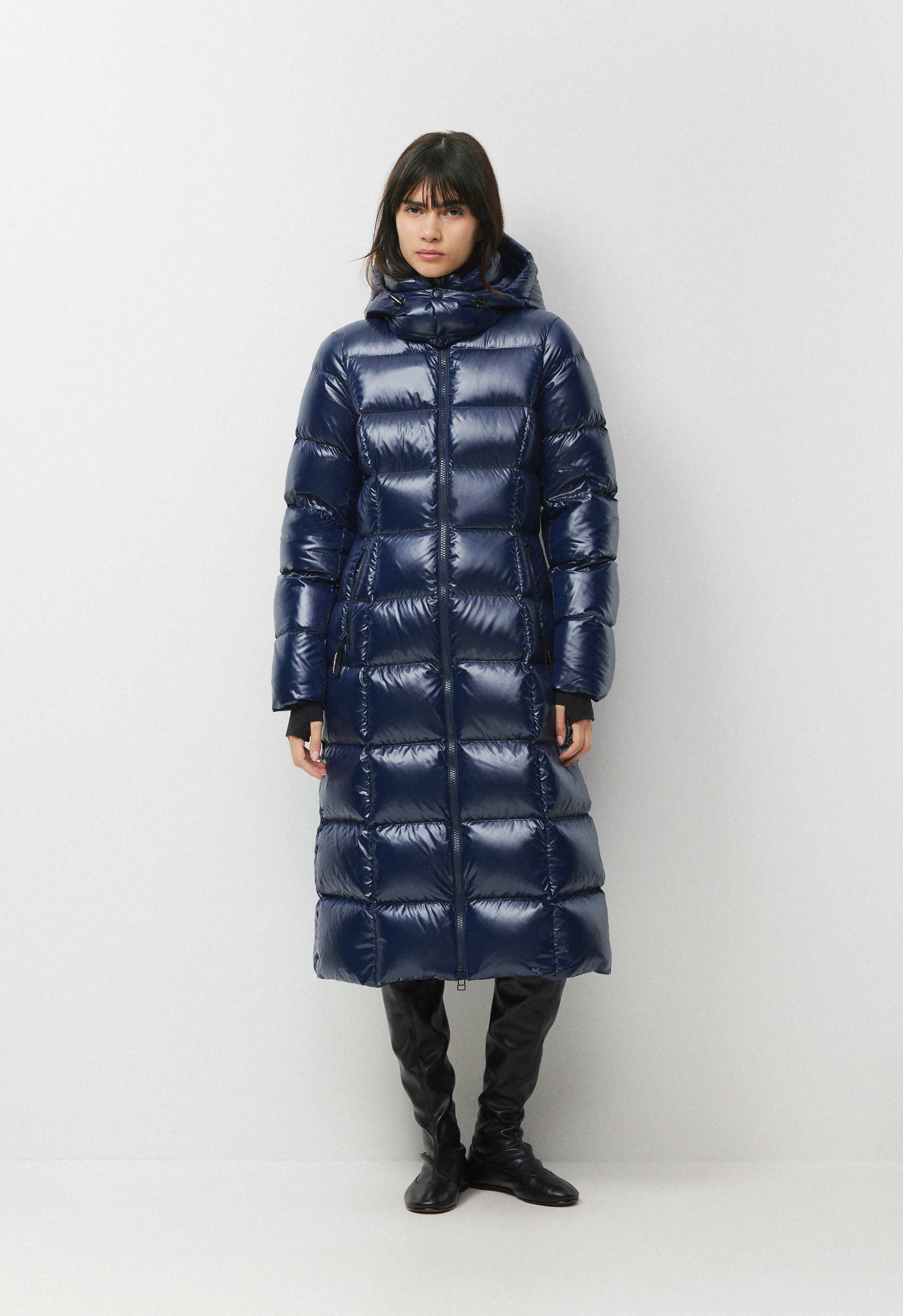 The SuperSnug Puff™ Long - cliMATTE™ - Hi-Gloss