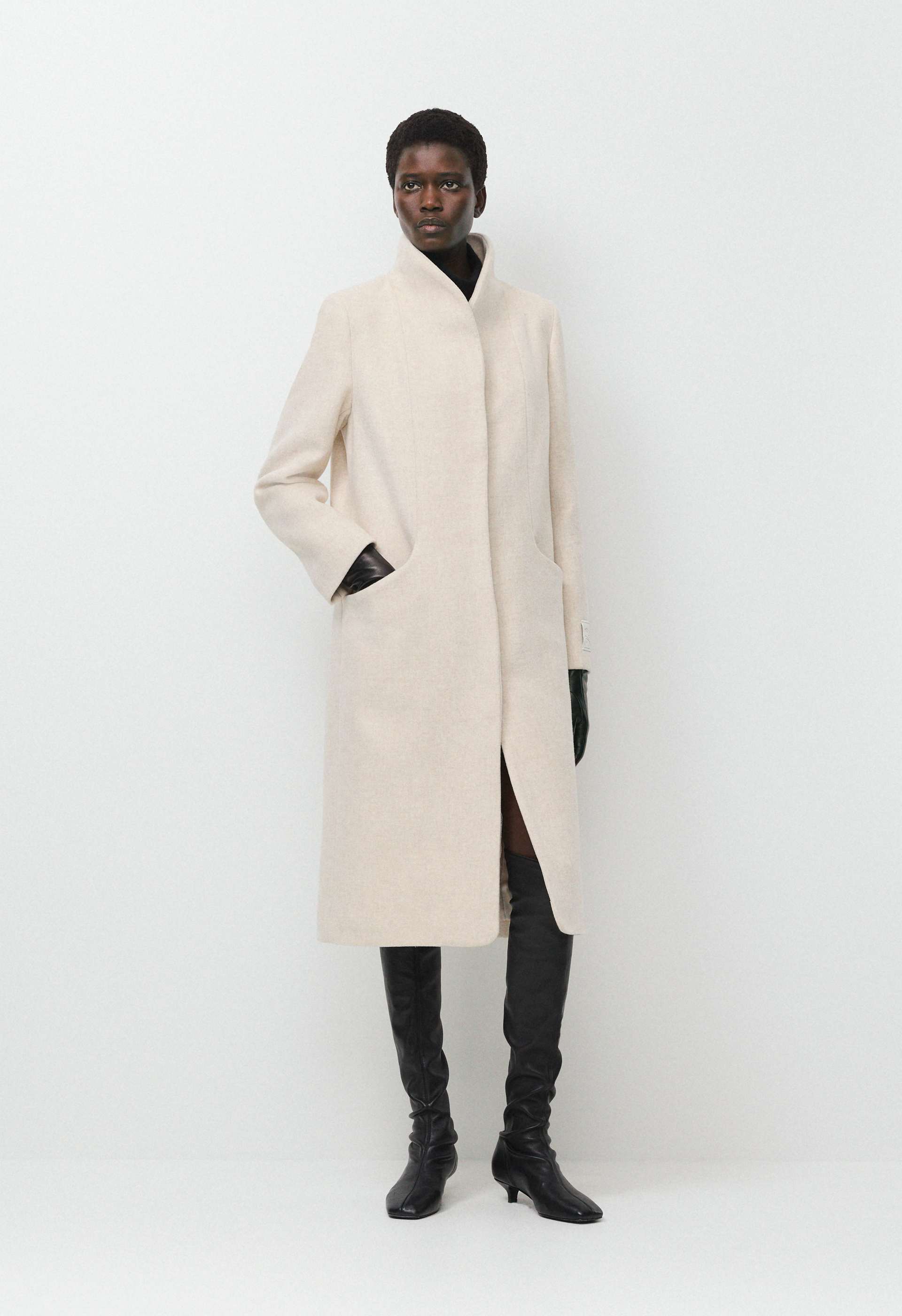 The Cocoon Long Coat - Luxe Wool Cashmere | Aritzia US