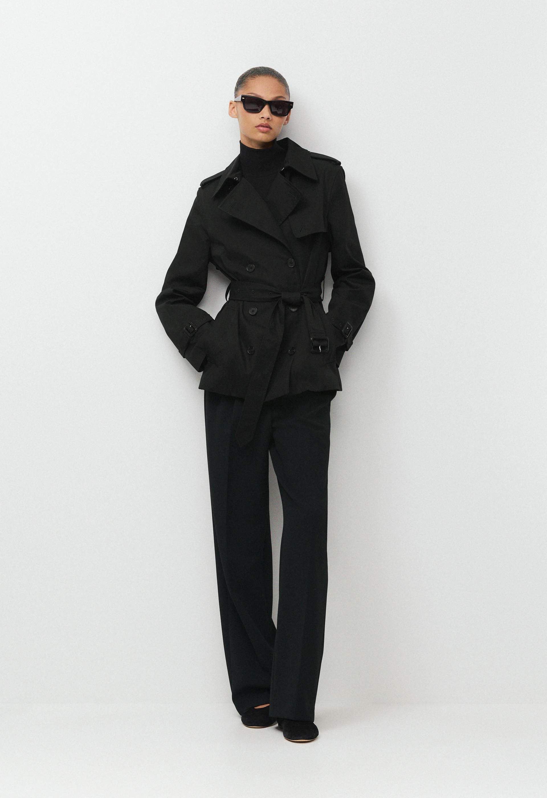 The Finch Short Trench Coat - City Twill | Aritzia US