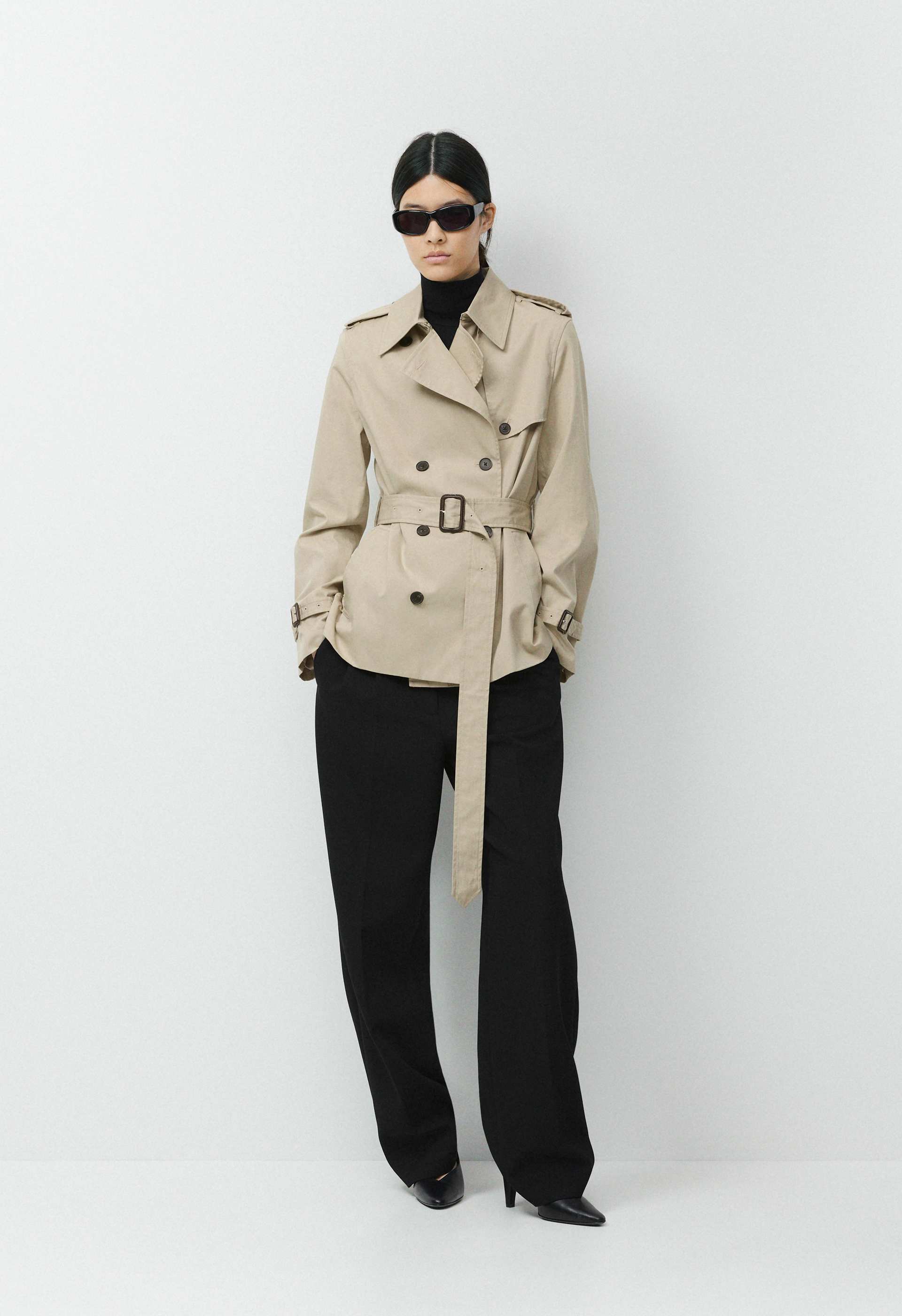 The Finch Short Trench Coat - City Twill | Aritzia US