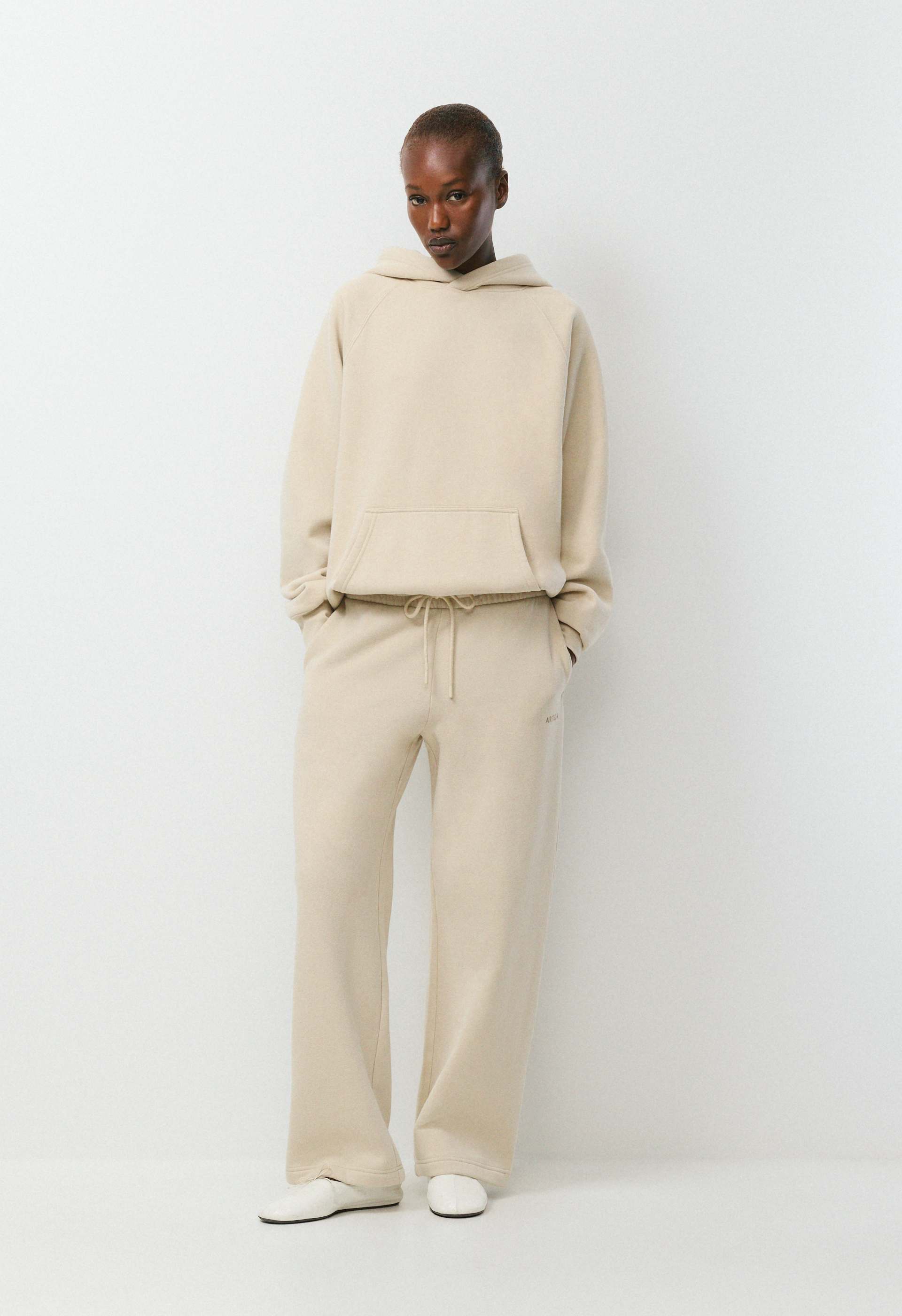 Cozy Sweatfleece Boyfriend Wide Sweatpant | Aritzia US
