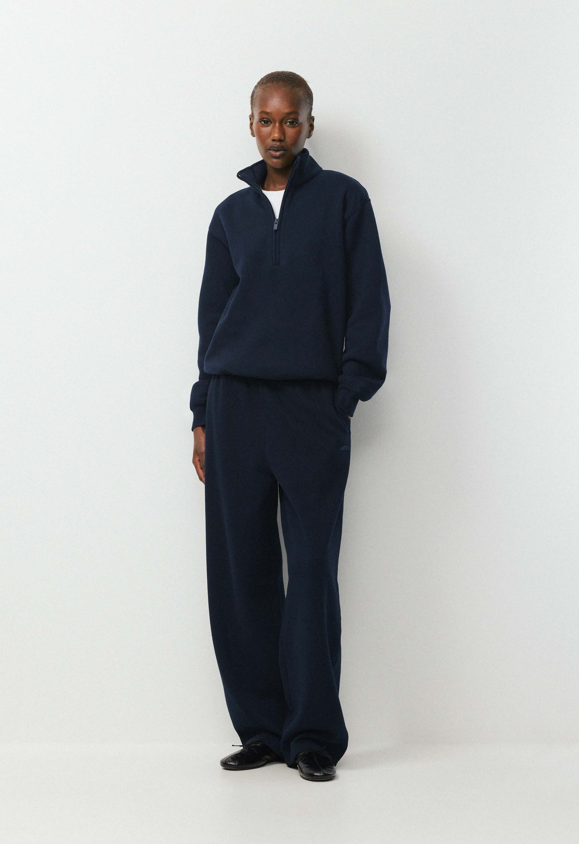 COZY SWEATFLEECE BOYFRIEND BARREL SWEATPANT