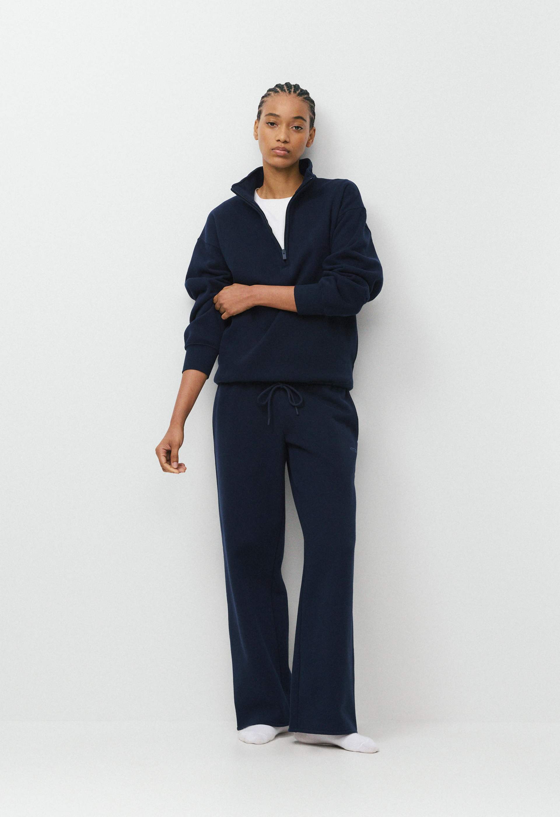 COZY SWEATFLEECE MEGA FLUTTER™ STRAIGHT PANT
