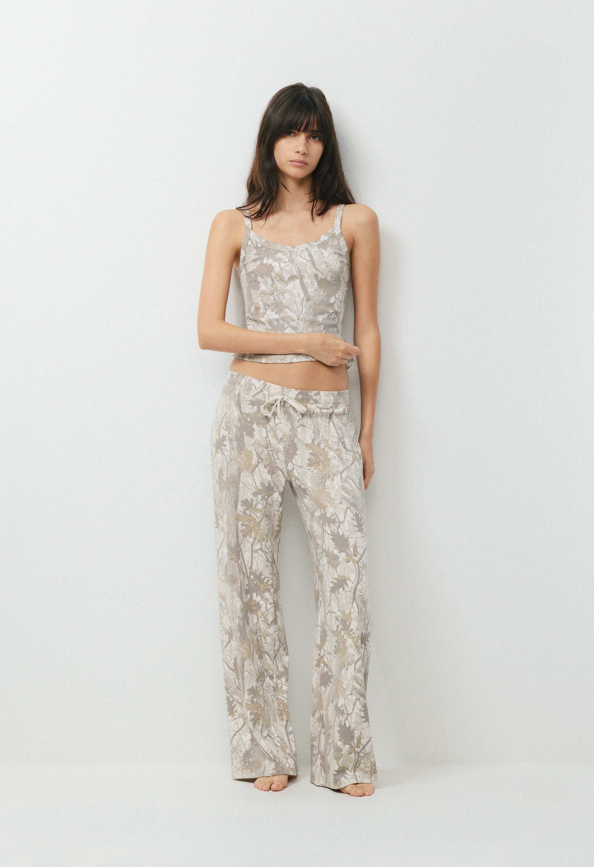 HomeStretch™ Rib Kickback Pant