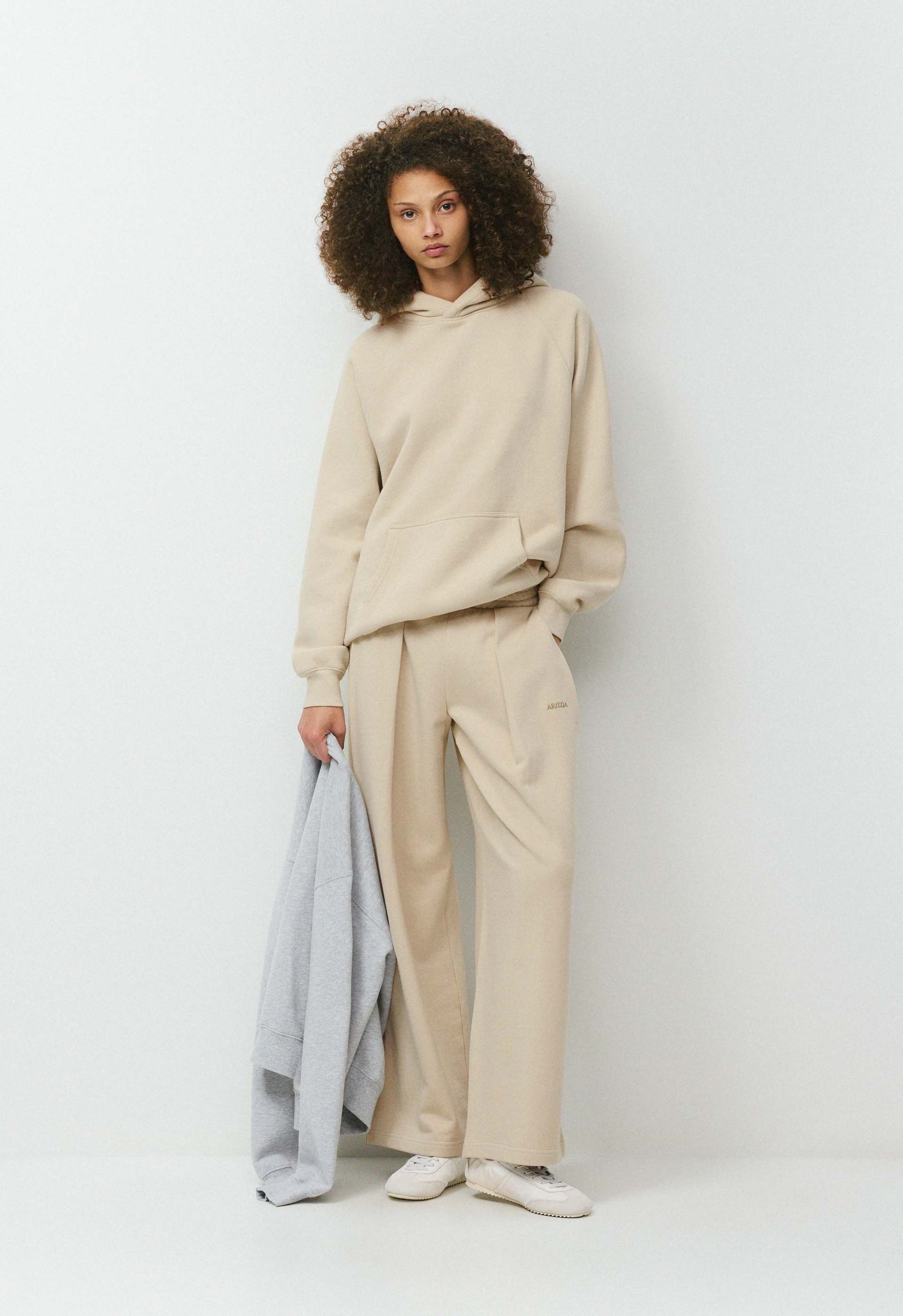 Terry Sweatfleece Mega Pleated Sweatpant