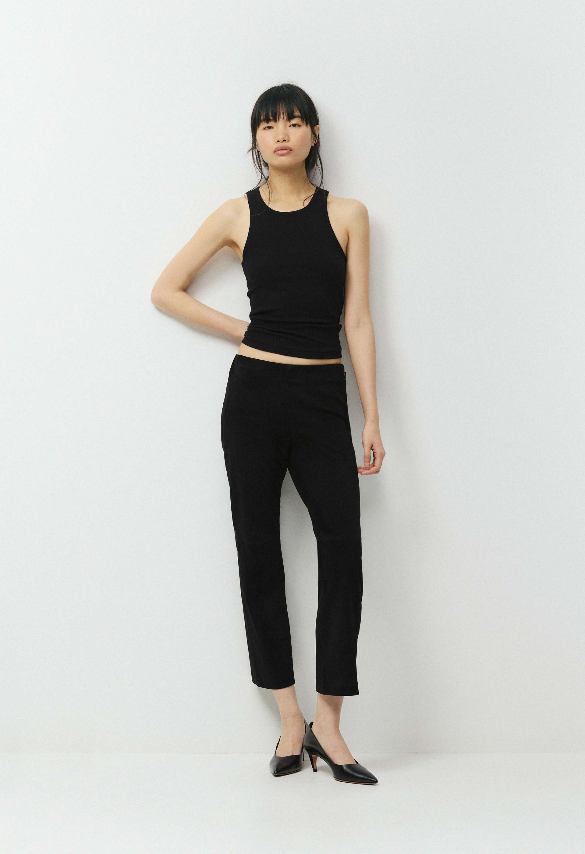 Francesca Pant - Suede