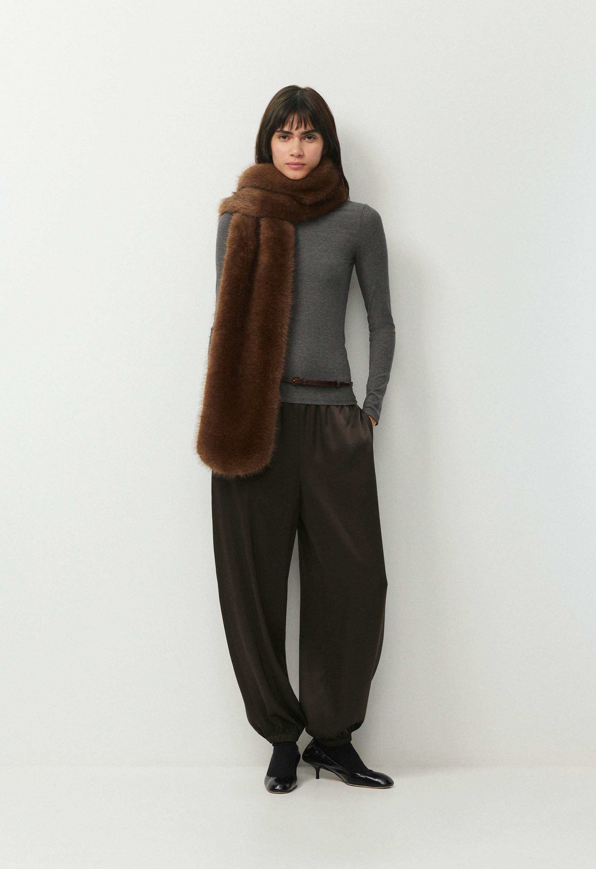 Surround Satin Jogger