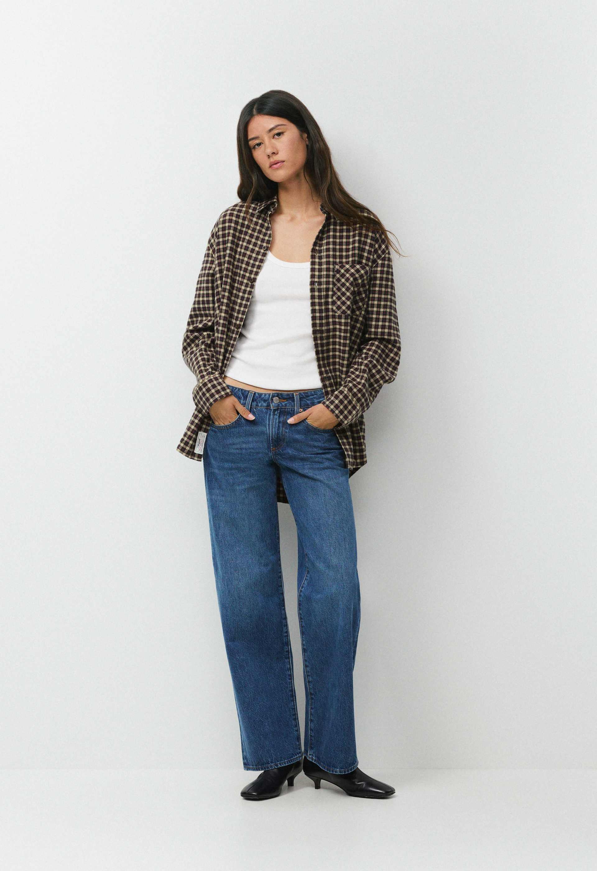 Denim Forum The ‘90s Relaxed Ultra Lo-Rise Wide Jean