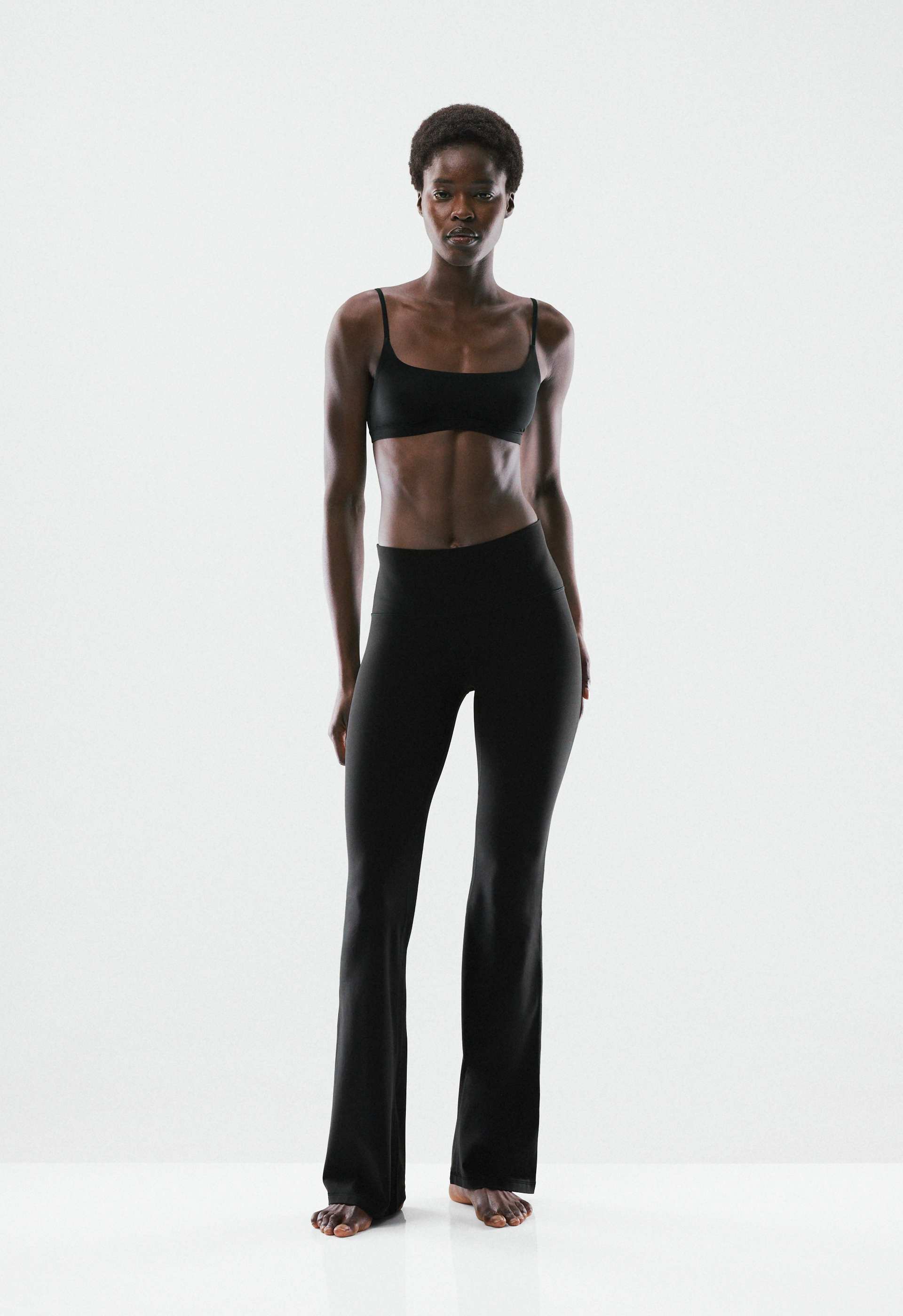 BUTTER Cheeky Infinite Hi Flare 34" Legging