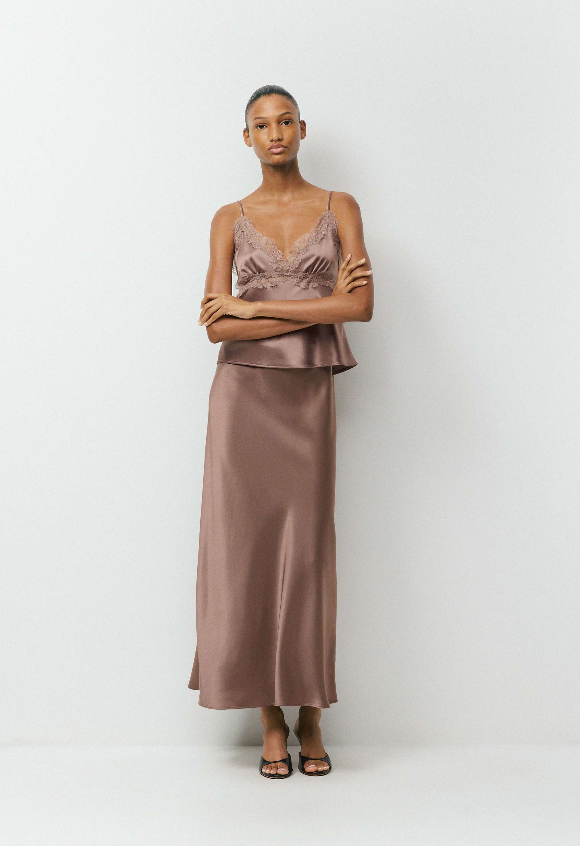 Capture Satin Skirt | Aritzia US
