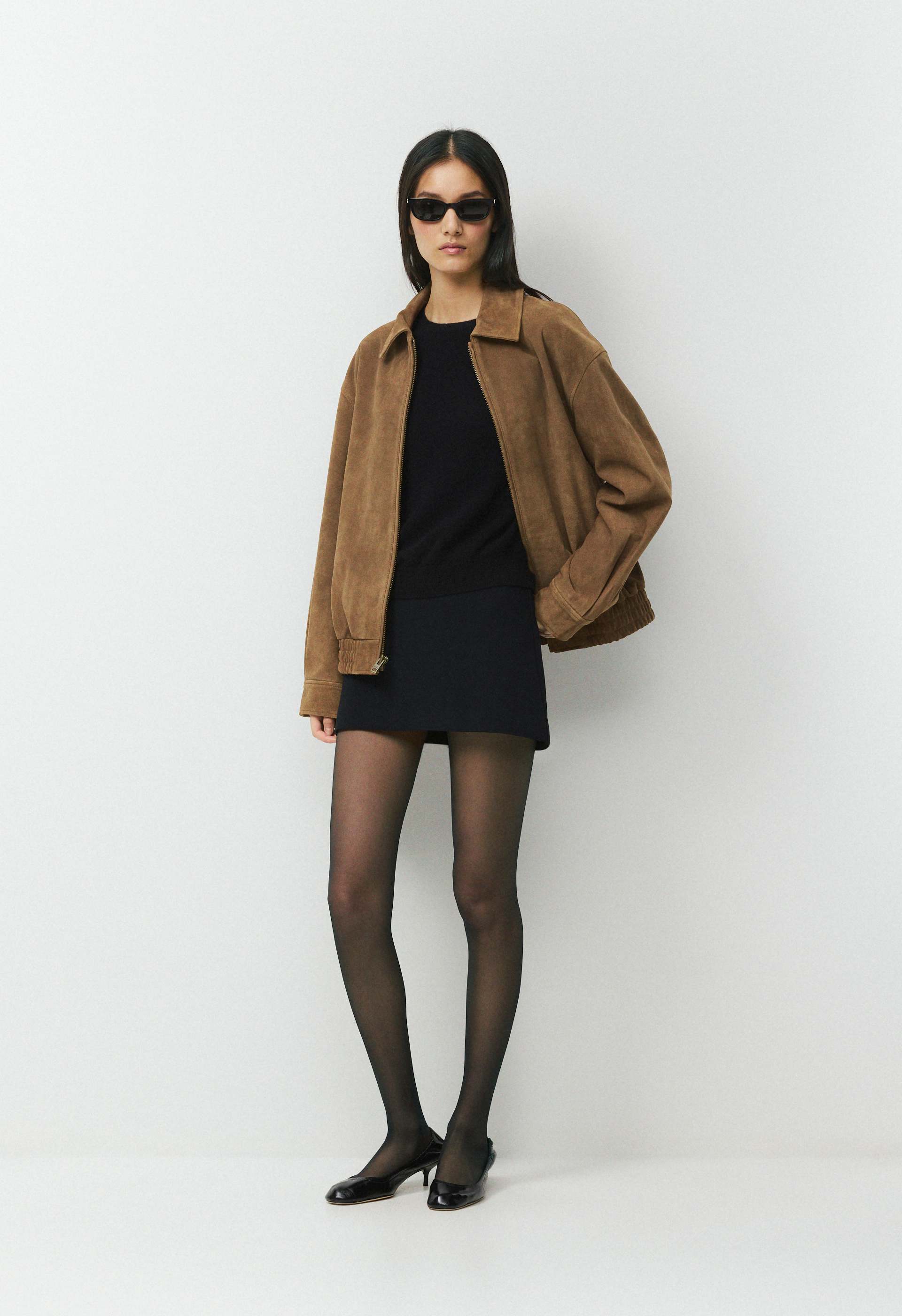SIGNATURE SKIRT
