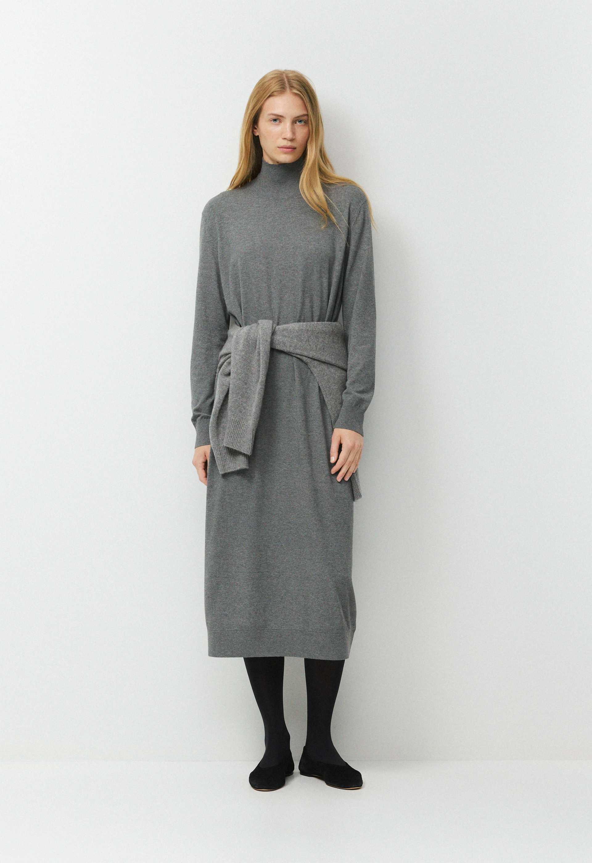 Credence Dress - Wonder Yarn