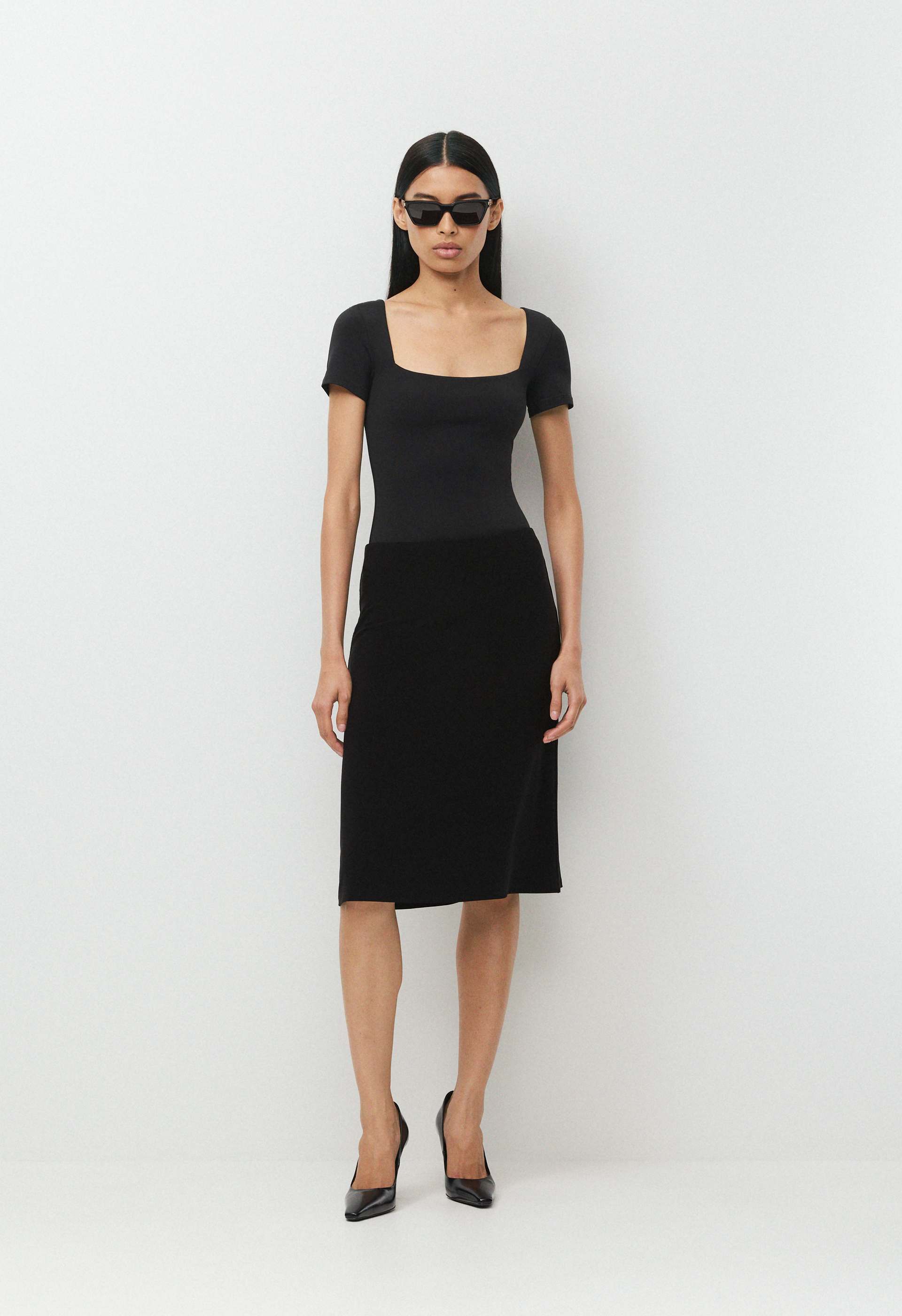 Original Contour Manner Squareneck Bodysuit