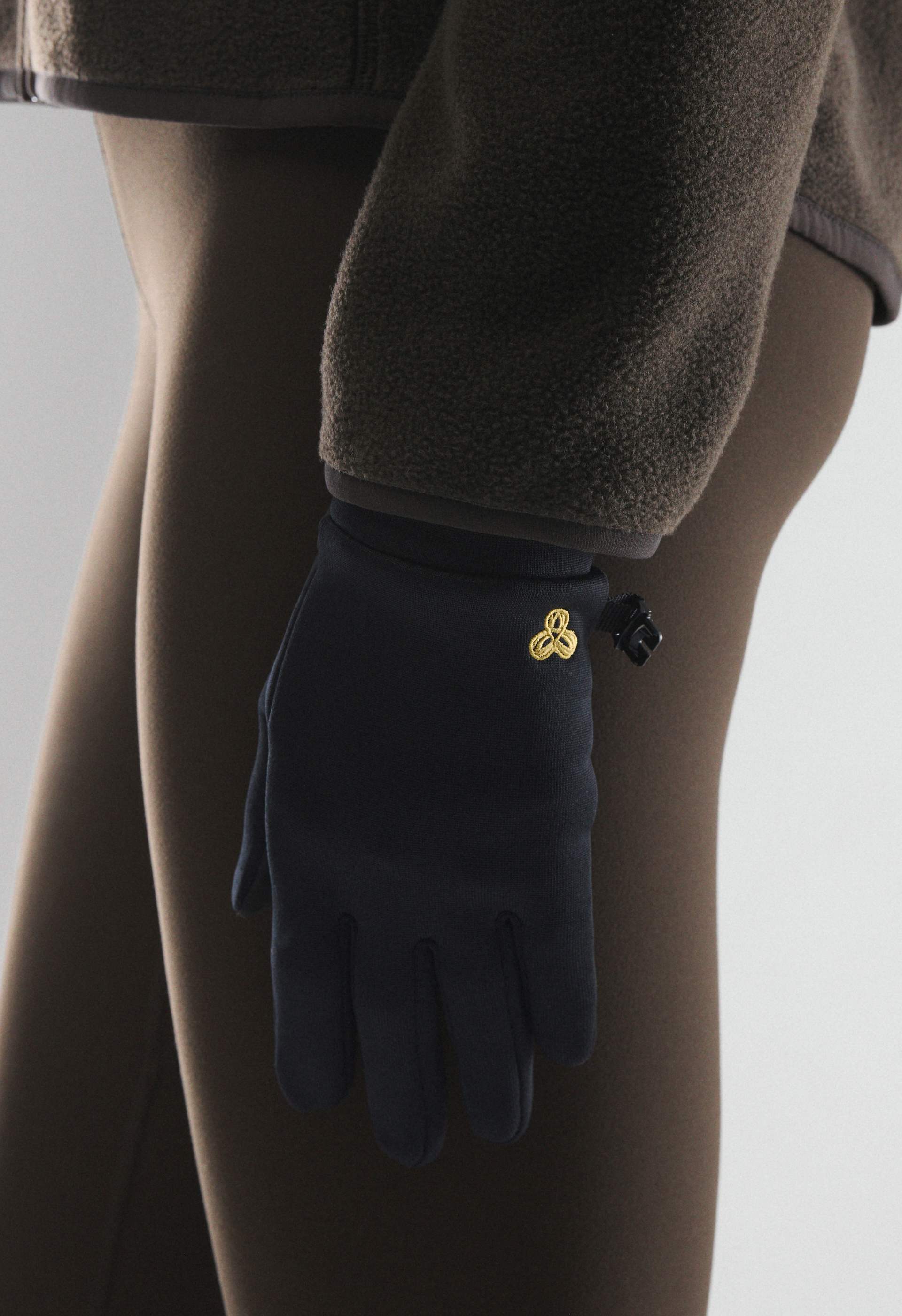 Polartec® Power Stretch™ Gloves | Aritzia INTL